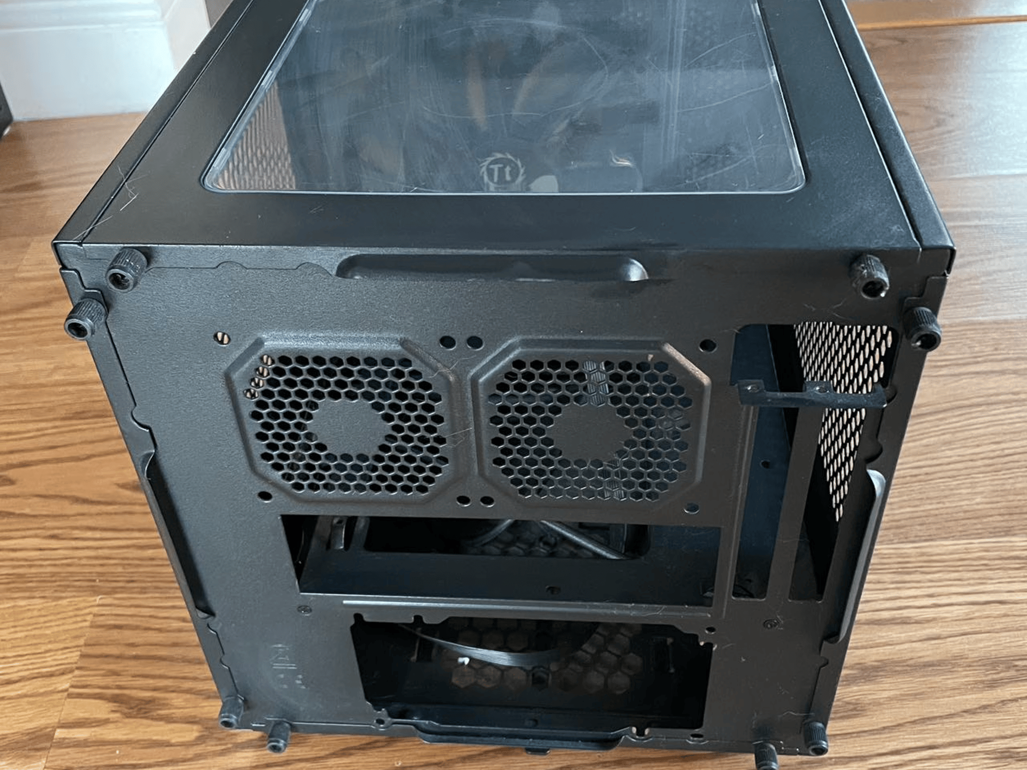 Thermaltake Core V1 Mini ITX Case