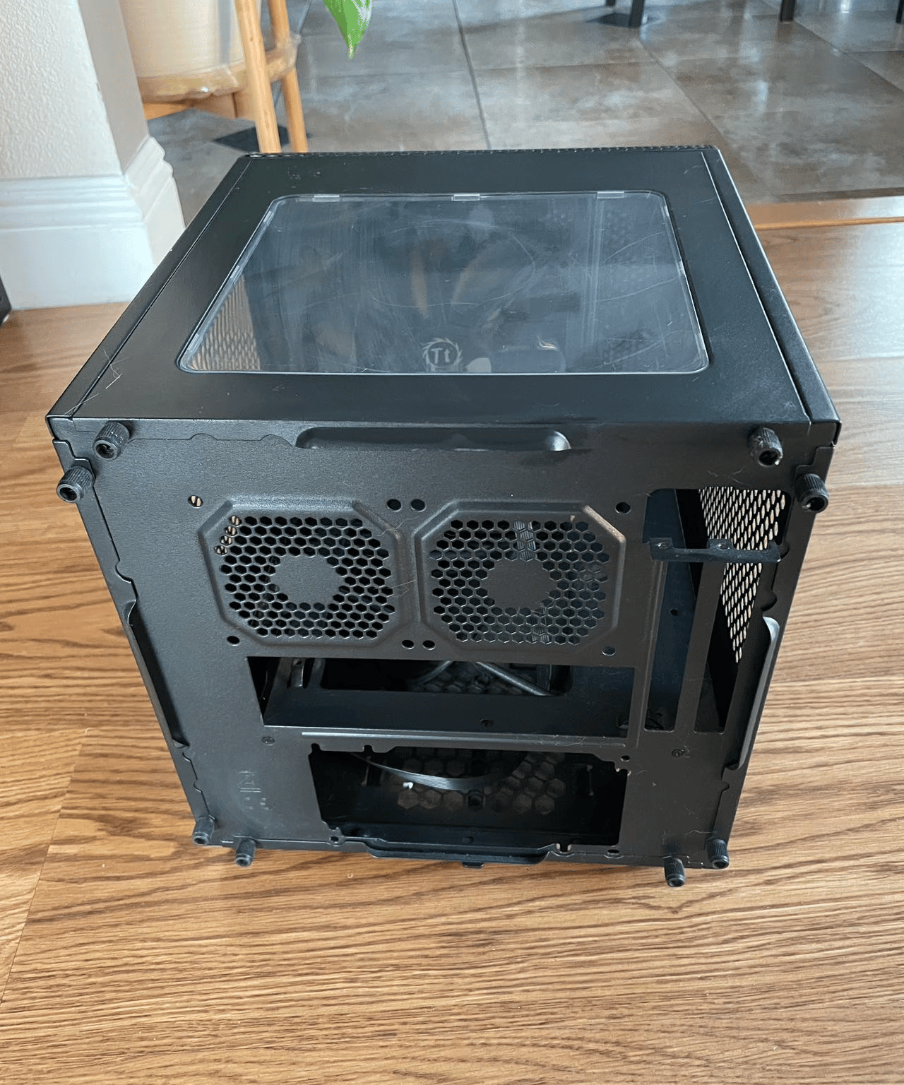 Thermaltake Core V1 Mini ITX Case
