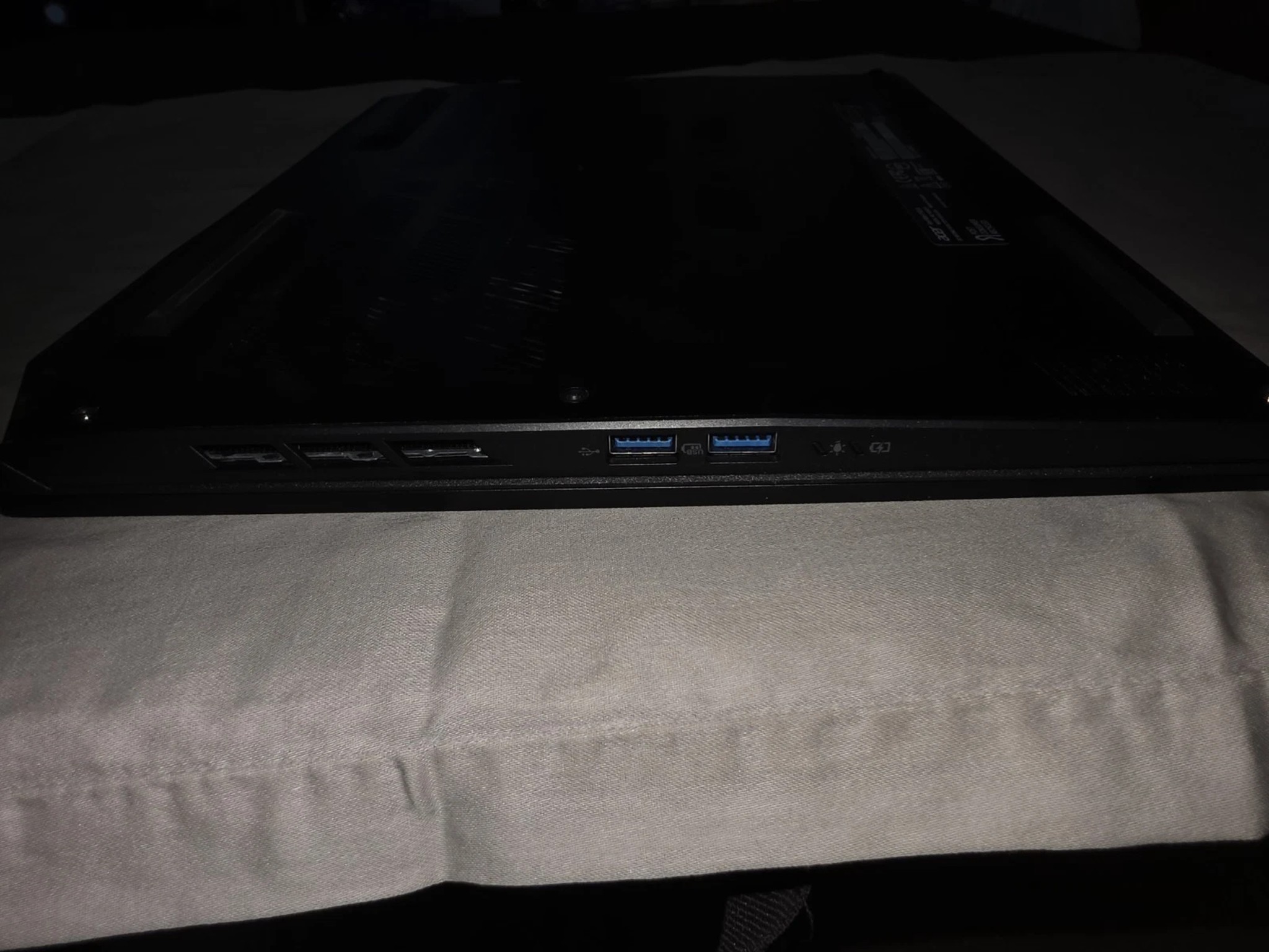 Acer Nitro V 16S AI Gaming Laptop AMD Ryzen 7 260, 16GB RAM, 1TB, RTX 5070 8gb
