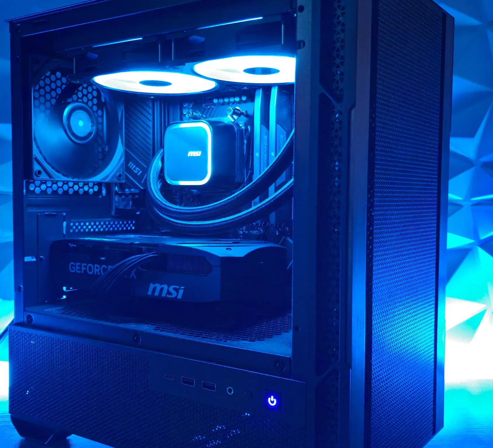 New GeForce RTX 5070 with AMD Ryzen 7600x 32GB DDR5 RAM WiFi