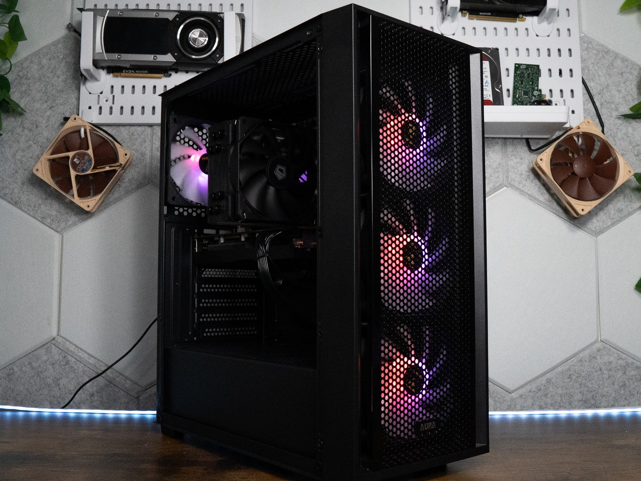 🌌🛰️ | RADEON RX 5700XT 8GB | RYZEN 7 2700X | 16GB DDR4 RAM | 1.5TB | Y2K Hero BRONZE
