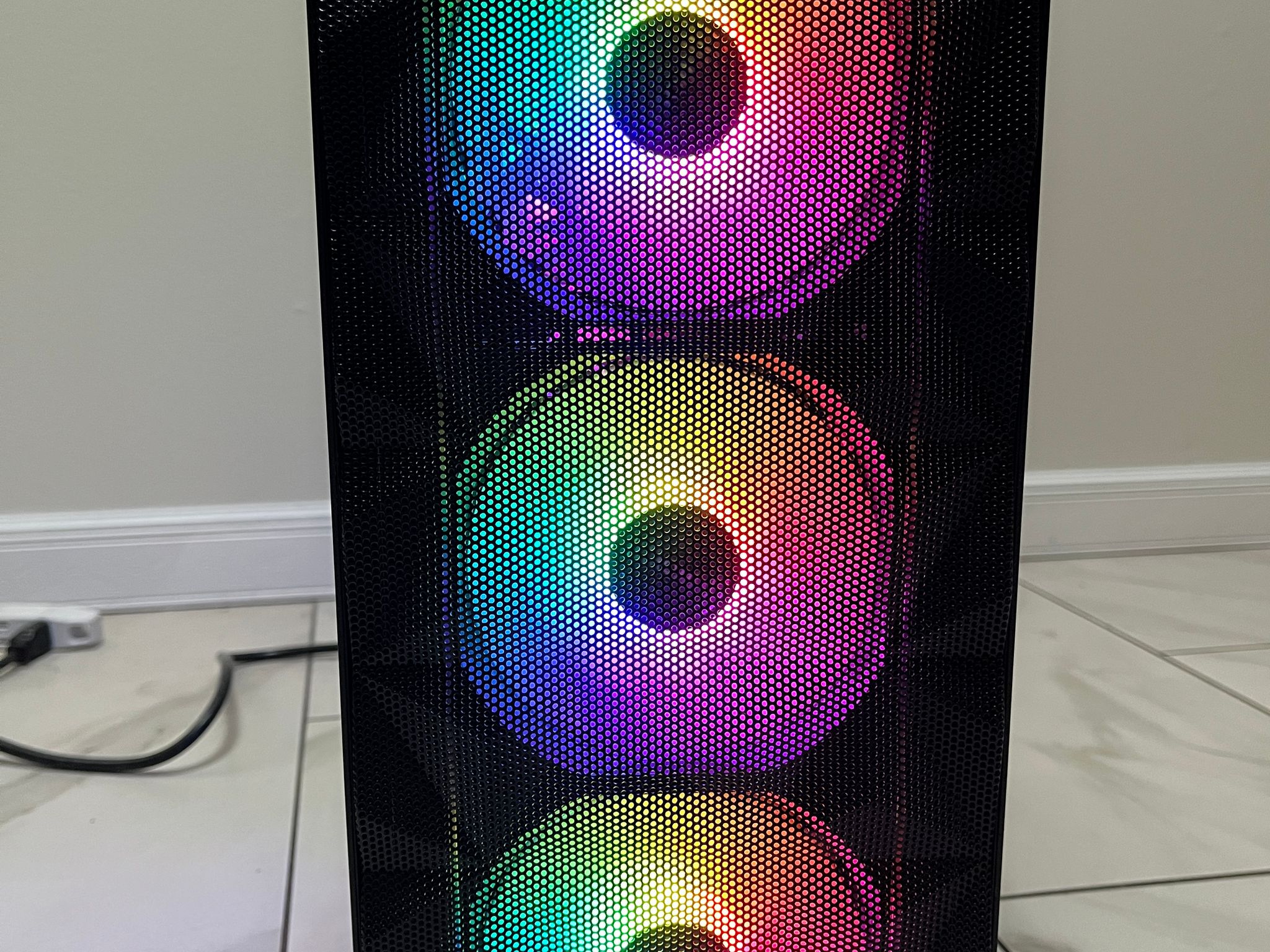 NVIDIA RTX 2070, Intel i7-6700k, 12GB RAM, 870 GB Storage, High FPS RGB Gaming PC w/ Wi-Fi & BT