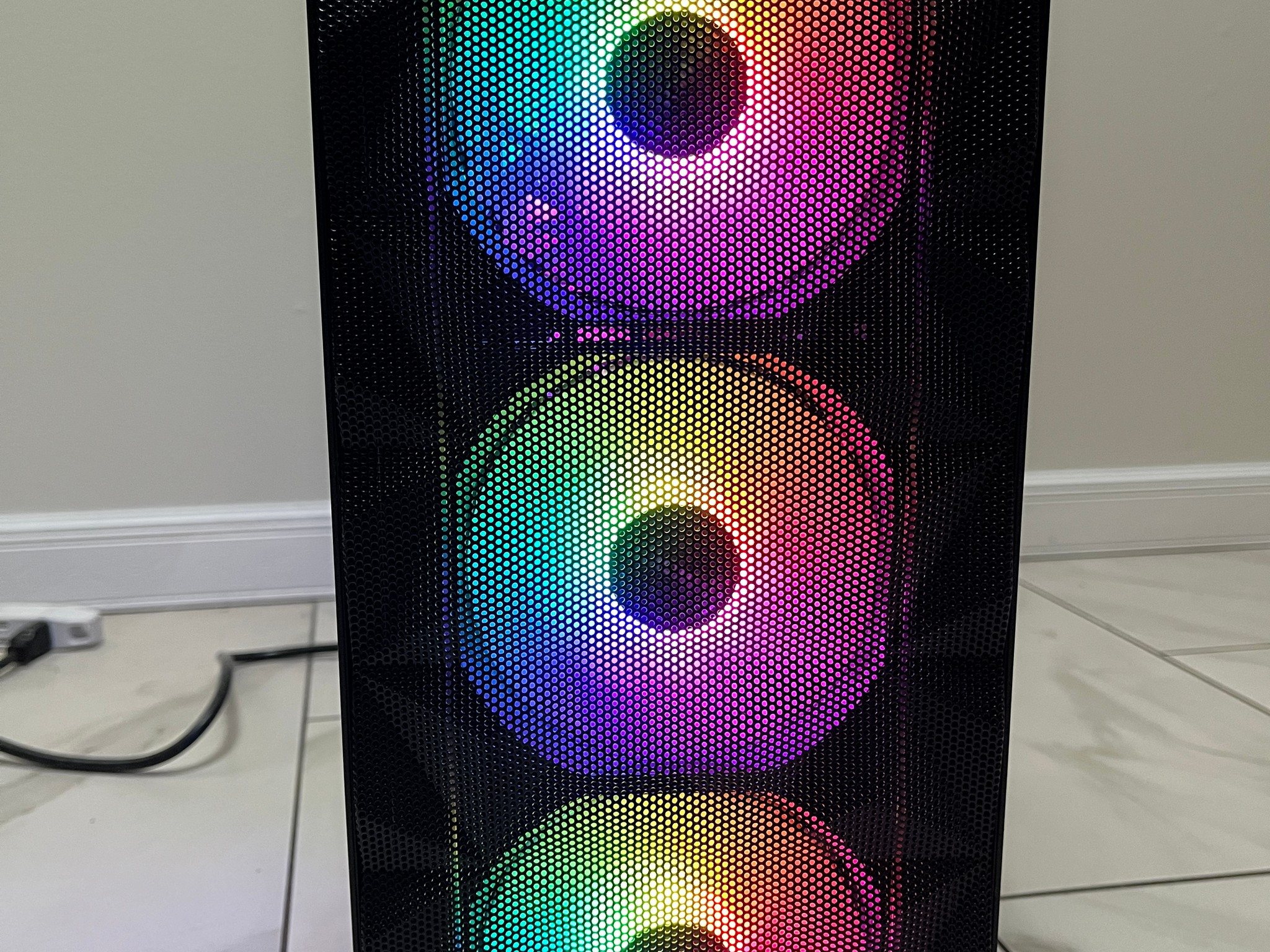 NVIDIA RTX 2070, Intel i7-6700k, 12GB RAM, 870 GB Storage, High FPS RGB Gaming PC w/ Wi-Fi & BT