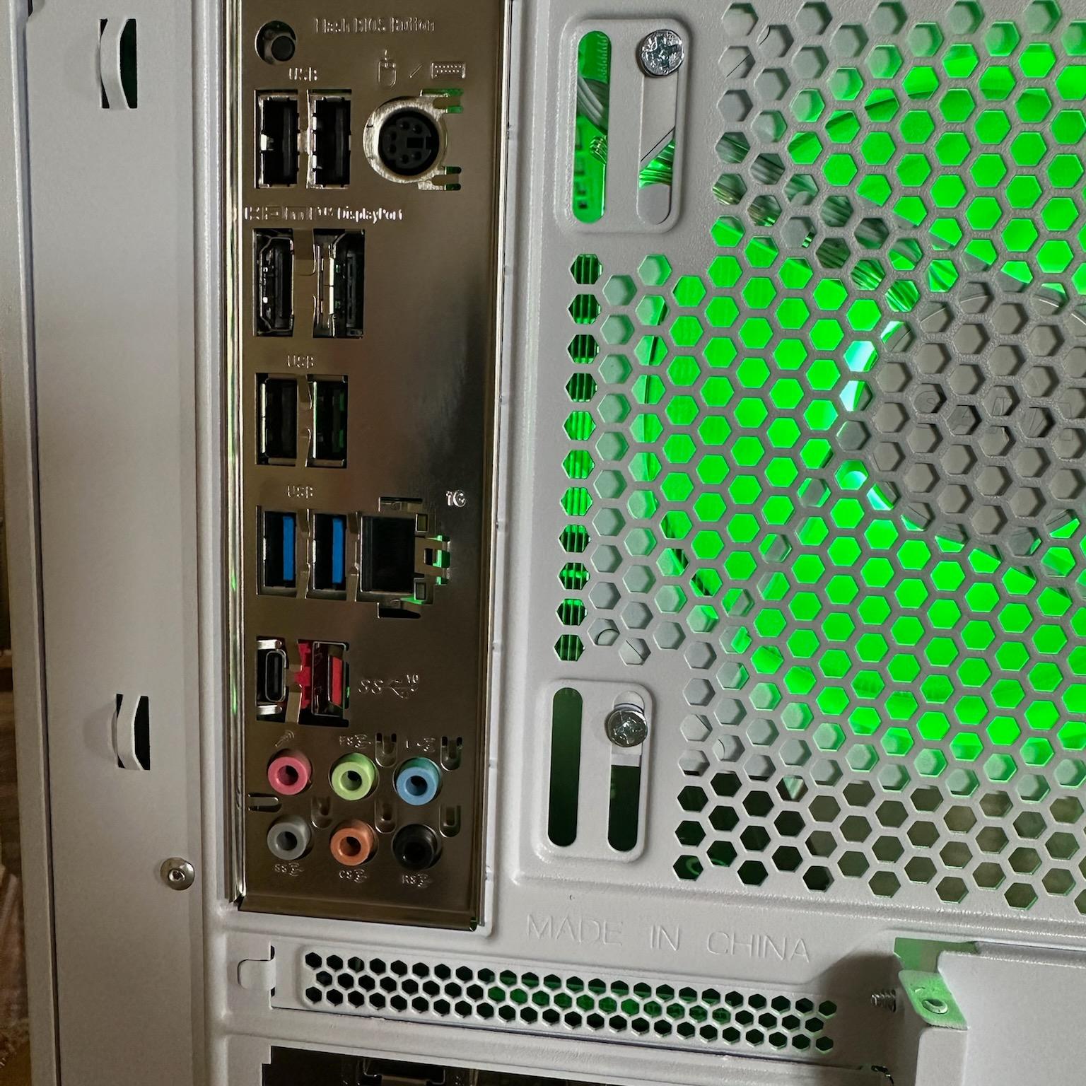GTX 1080, Ryzen 5 5500, 16 GB RAM, 1TB Storge, Custom Gaming PC