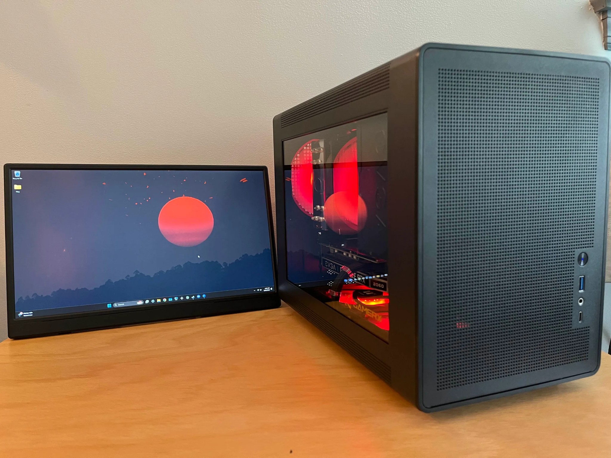 | RTX 2060 | Ryzen 7 3700X | 32GB DDR4 | 1TB Gen 4 NVMe | Windows 11 Pro | Portable Mini mATX PC
