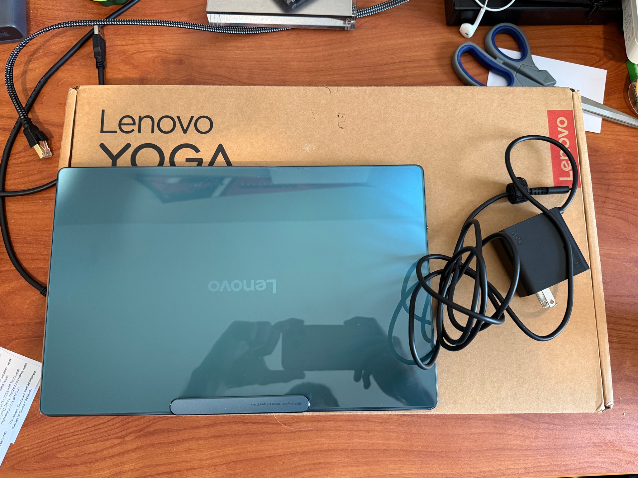 Lenovo Yoga Slim 9i Copilot+ 14" 4K 120Hz OLED Touch Intel Ultra 7 258 32GB 1TB