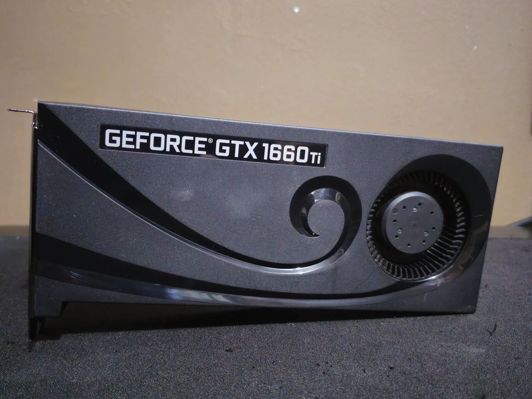 PNY GTX 1660 Ti Blower
