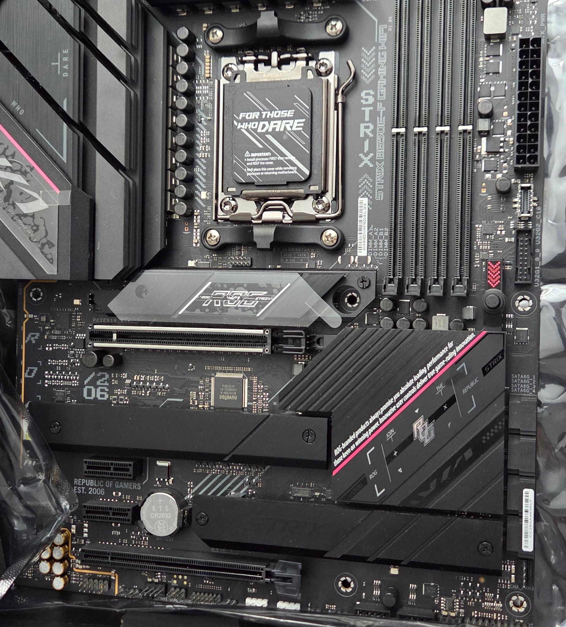 Asus ROG Strix B650e-f , AMD 7800X3D Gskill DDR5 6000 CL28