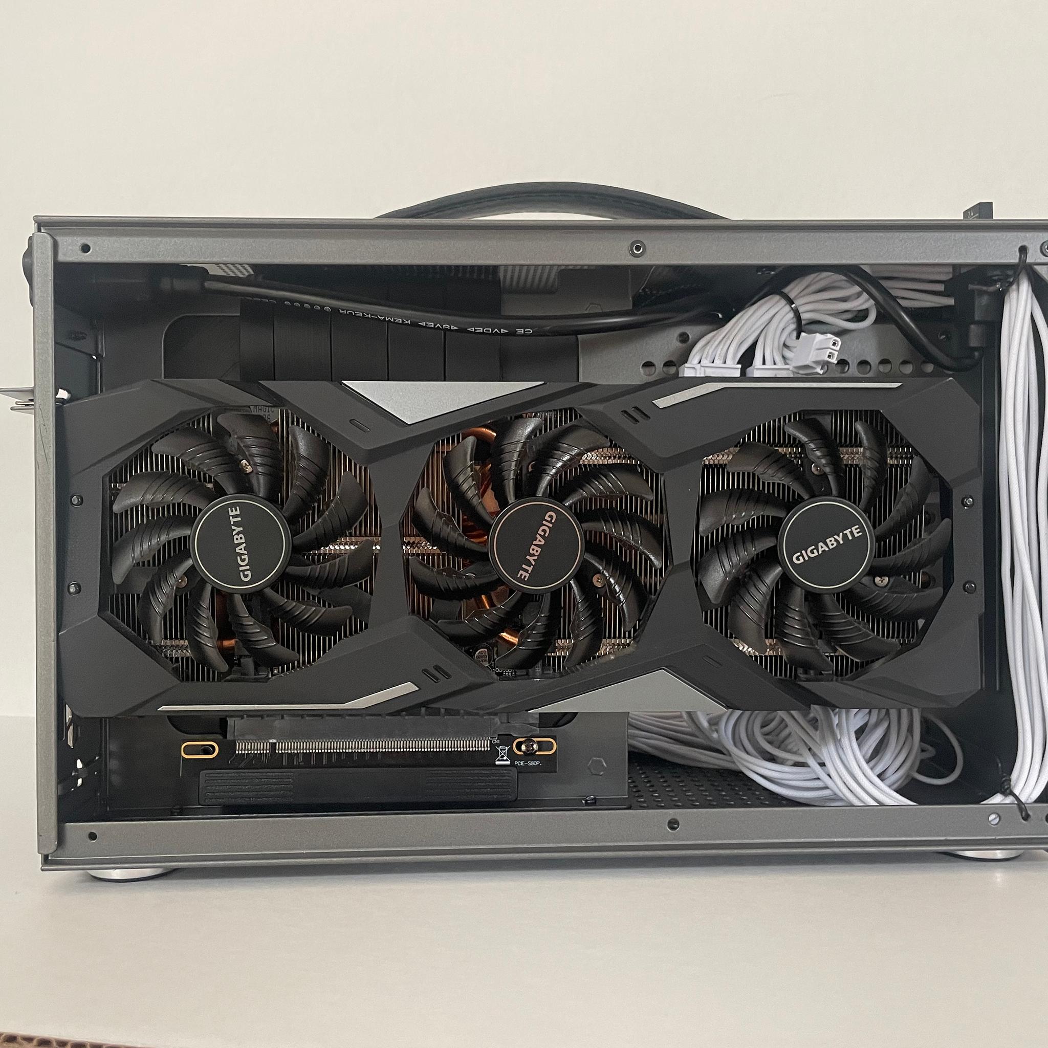 i5-12400 + RX 5700 XT || LGA 1700 ITX SMALL FORM FACTOR Portable w/ Leather Handle