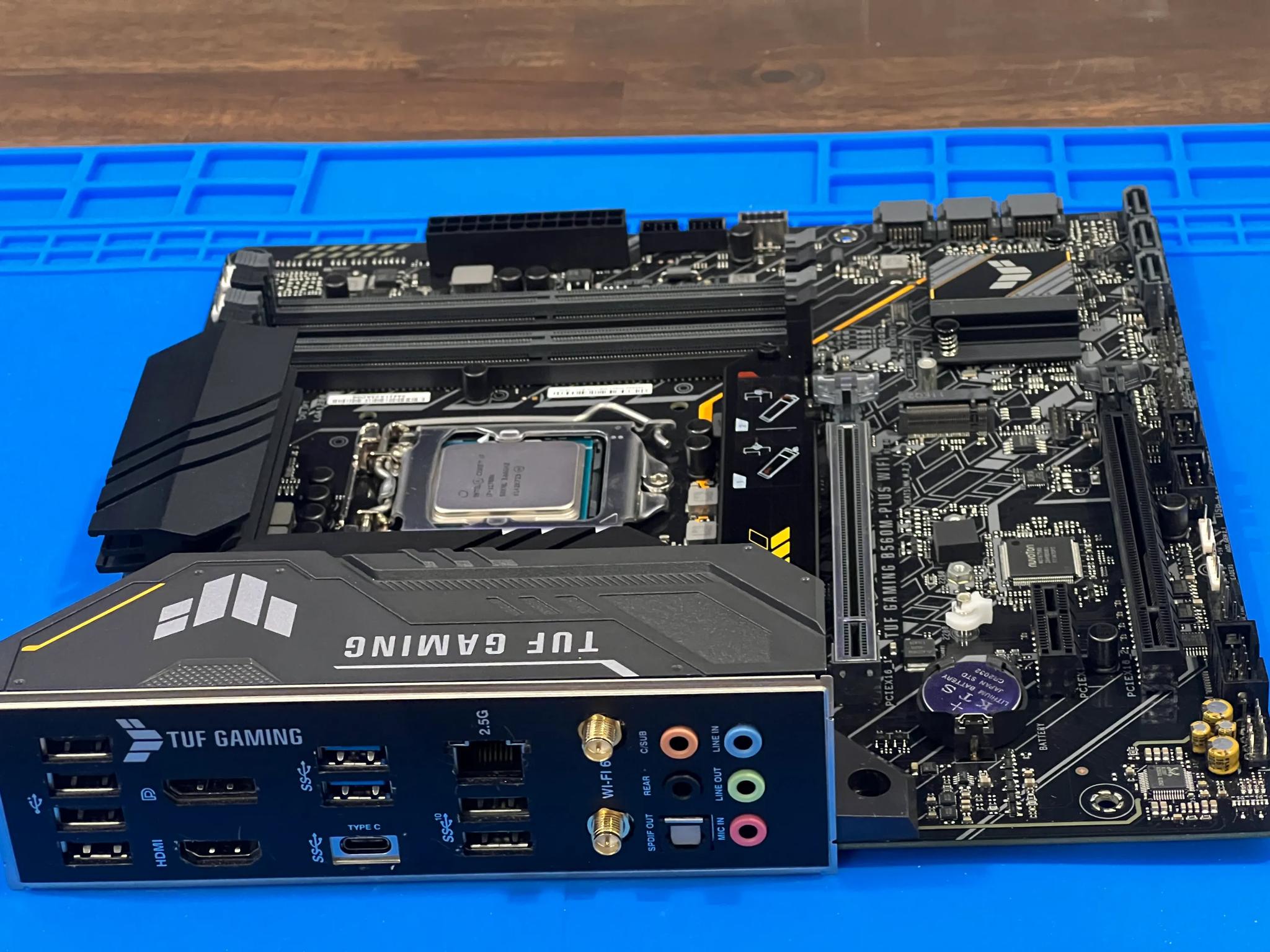 ASUS TUF GAMING B560M-PLUS WIFI Motherboard w/ INTEL CORE I7-11700K
