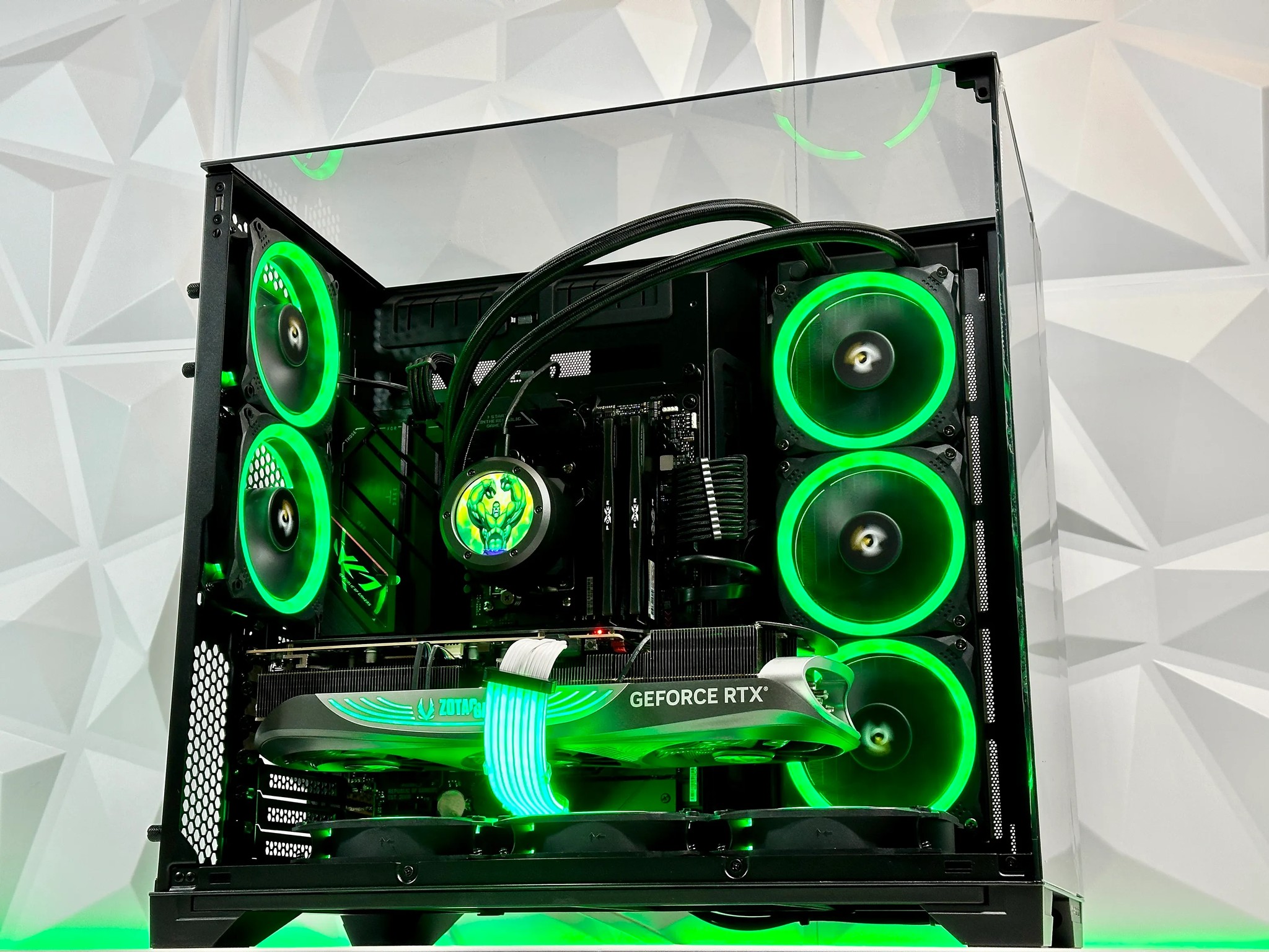 🤢💪🏻👨🏻‍🔬Hulk||Extreme Gaming PC🟢Nvidia RTX 4080 16GB🟢AMD Ryzen 7 7800X3D 3D V-Cache🟢32GB DDR5🟢2TB SSD