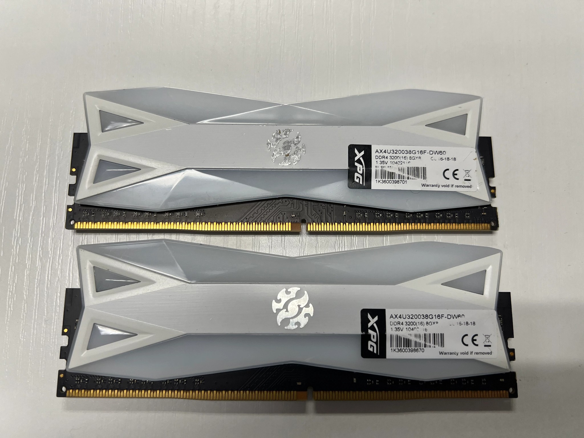 XPG 16GB (2x8) 3200MHz CL16
