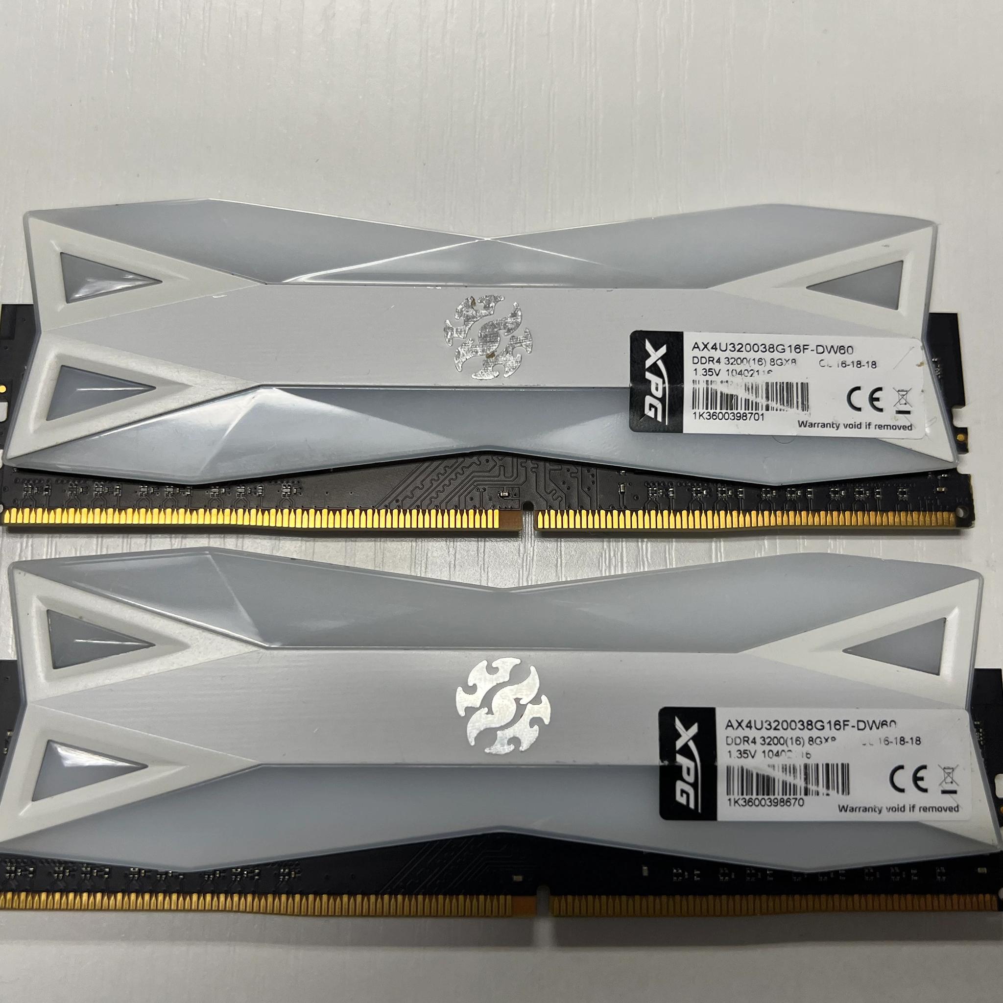XPG 16GB (2x8) 3200MHz CL16