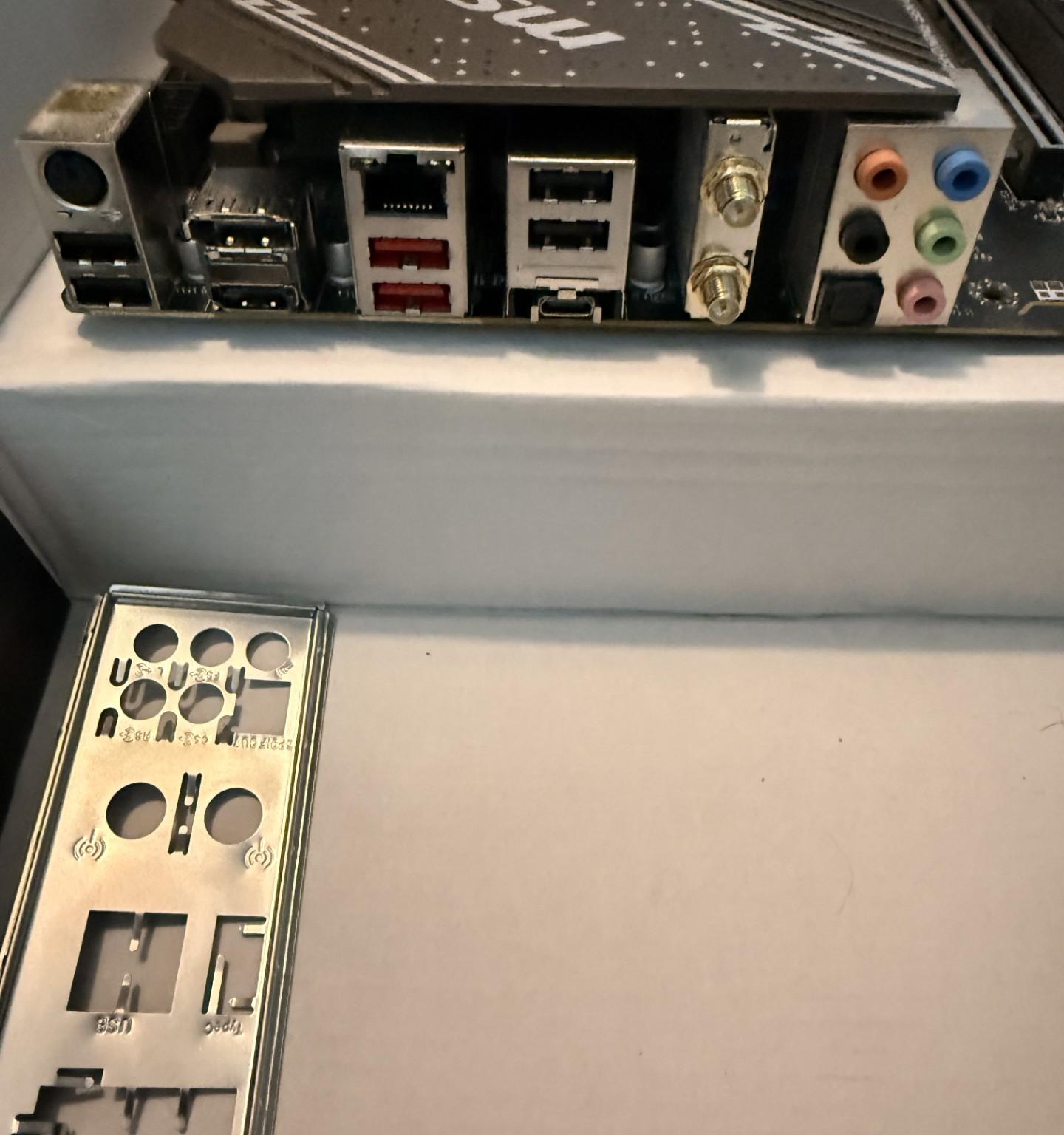MSI B760 GAMING PLUS WIFI