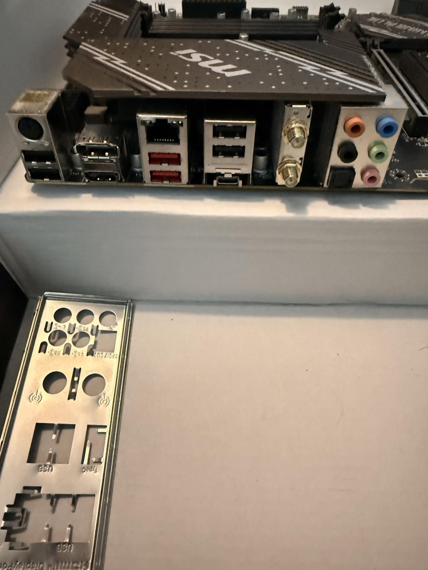 MSI B760 GAMING PLUS WIFI