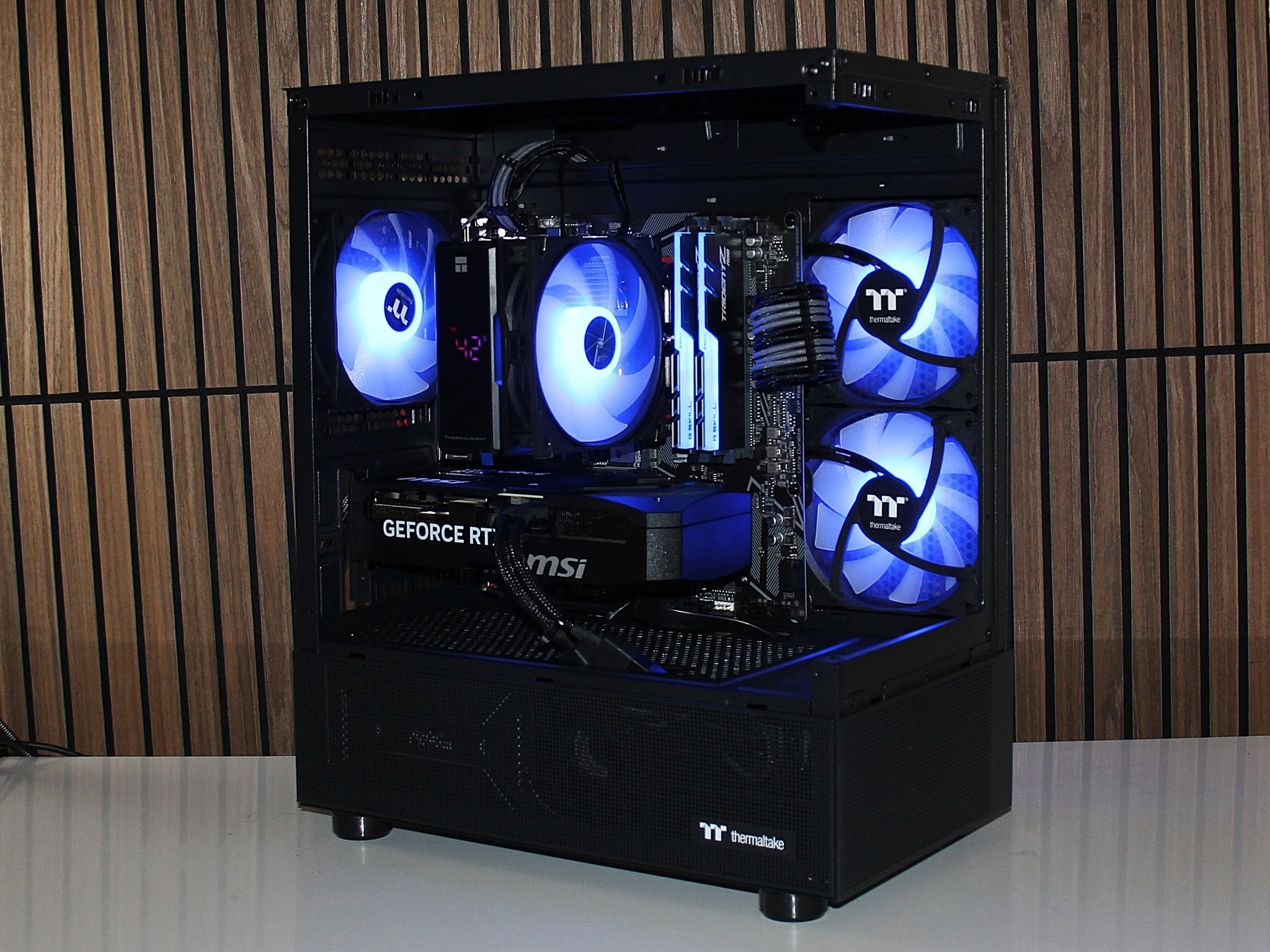 RTX 5070 1440P Gaming PC | 1TB NVME | 32GB RAM | Compact | Digital display | Windows 11 |
