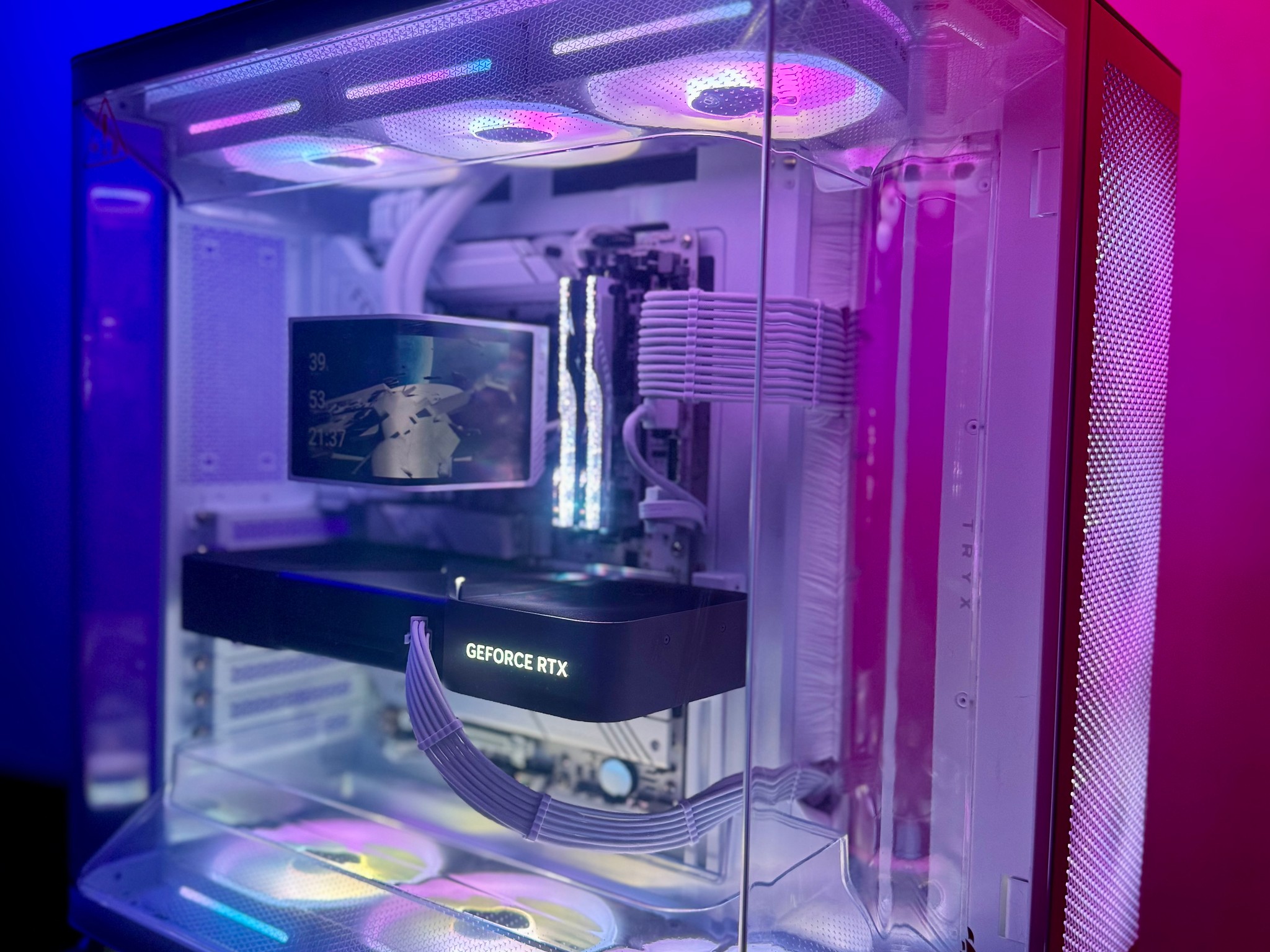 Corsair Pro Gaming PC 🏰 5080 Founders Edition | 9800x3D | 3TB SSD | 32GB G.Skill Royal Neo CL28