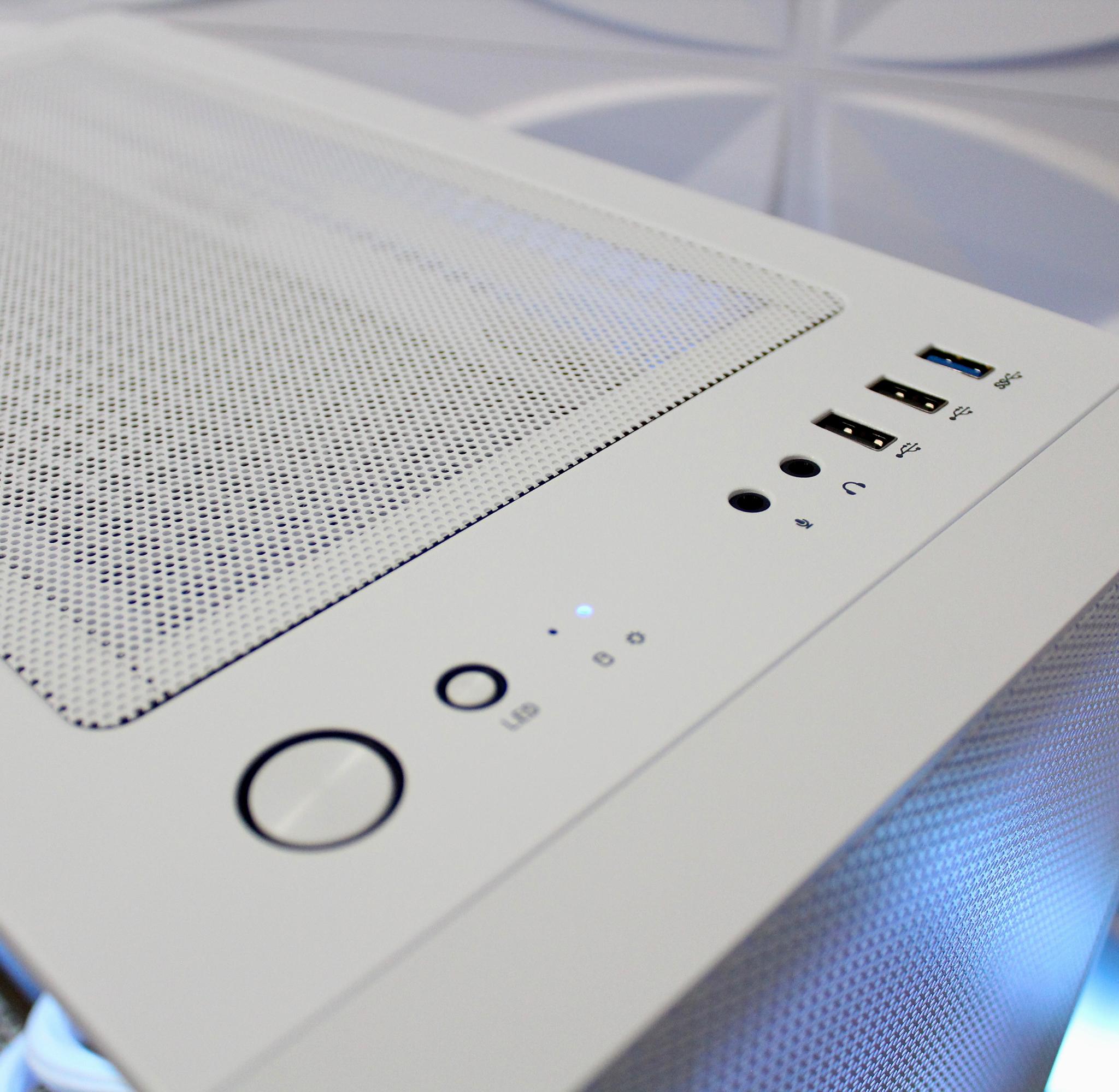 ⚫️ The Domino ⚪️ | Ryzen 7 5800X | 6700XT 12GB | 1TB M.2 Gen4 | 32GB DDR4 | W11 + WiFi |