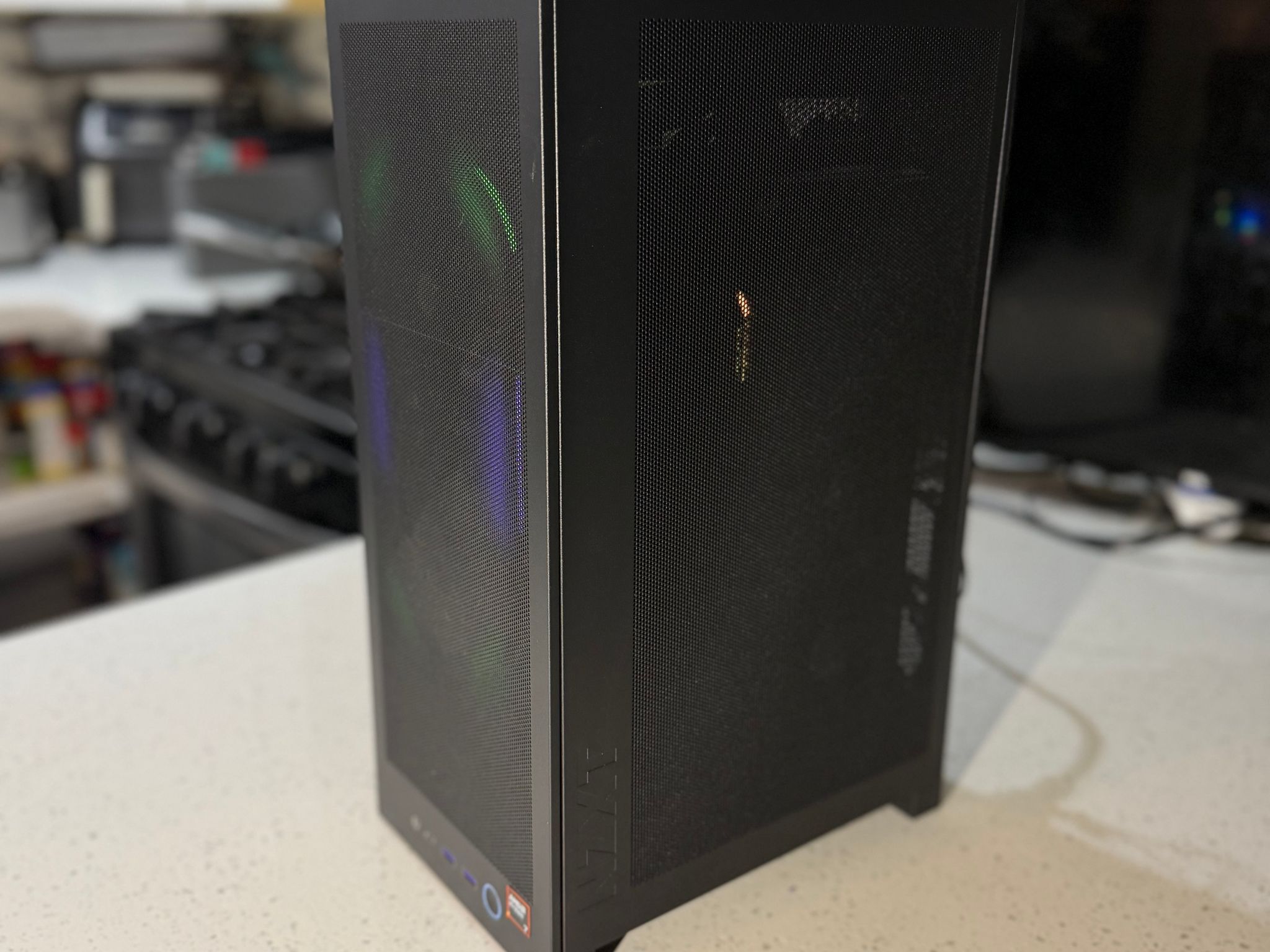 Radeon RX 9070 XT Custom Gaming PC - Ryzen 7 9800X3D, 32GB RAM, 4TB ...