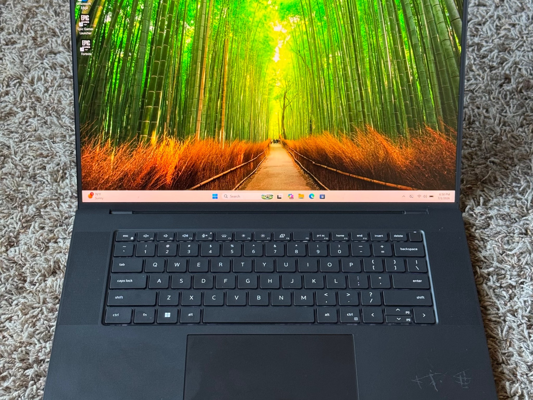 Dell precision 5680 / i7-13800H / 32GB DDR5 Ram / Geforce RTX A1000 GPU / 512GB Samsung SSD