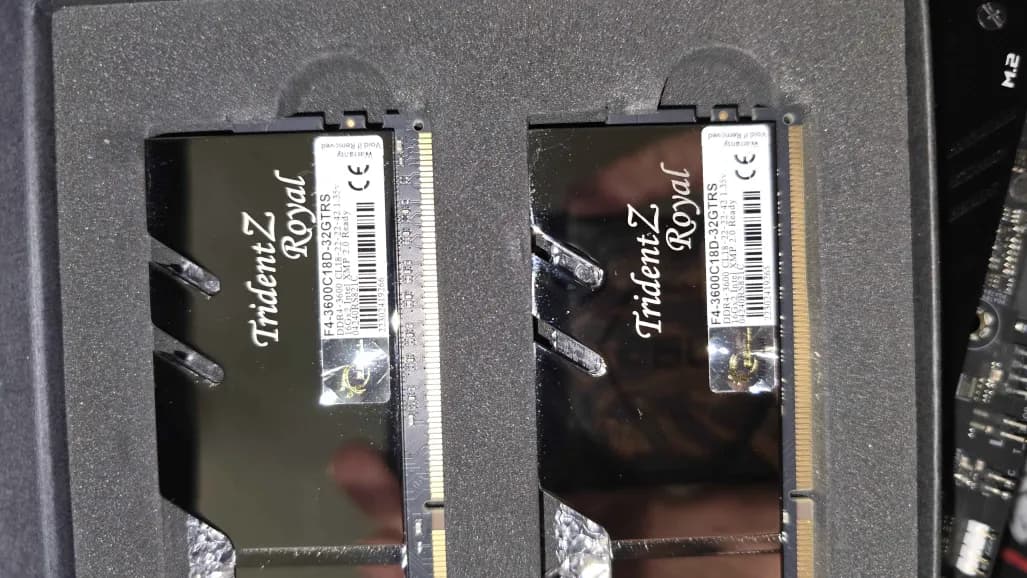 CPU/MB/RAM Combo AMD 5800x Asus ROG STRIX B550F GSkill TridentZ Royal 64GB 3600 DDR4