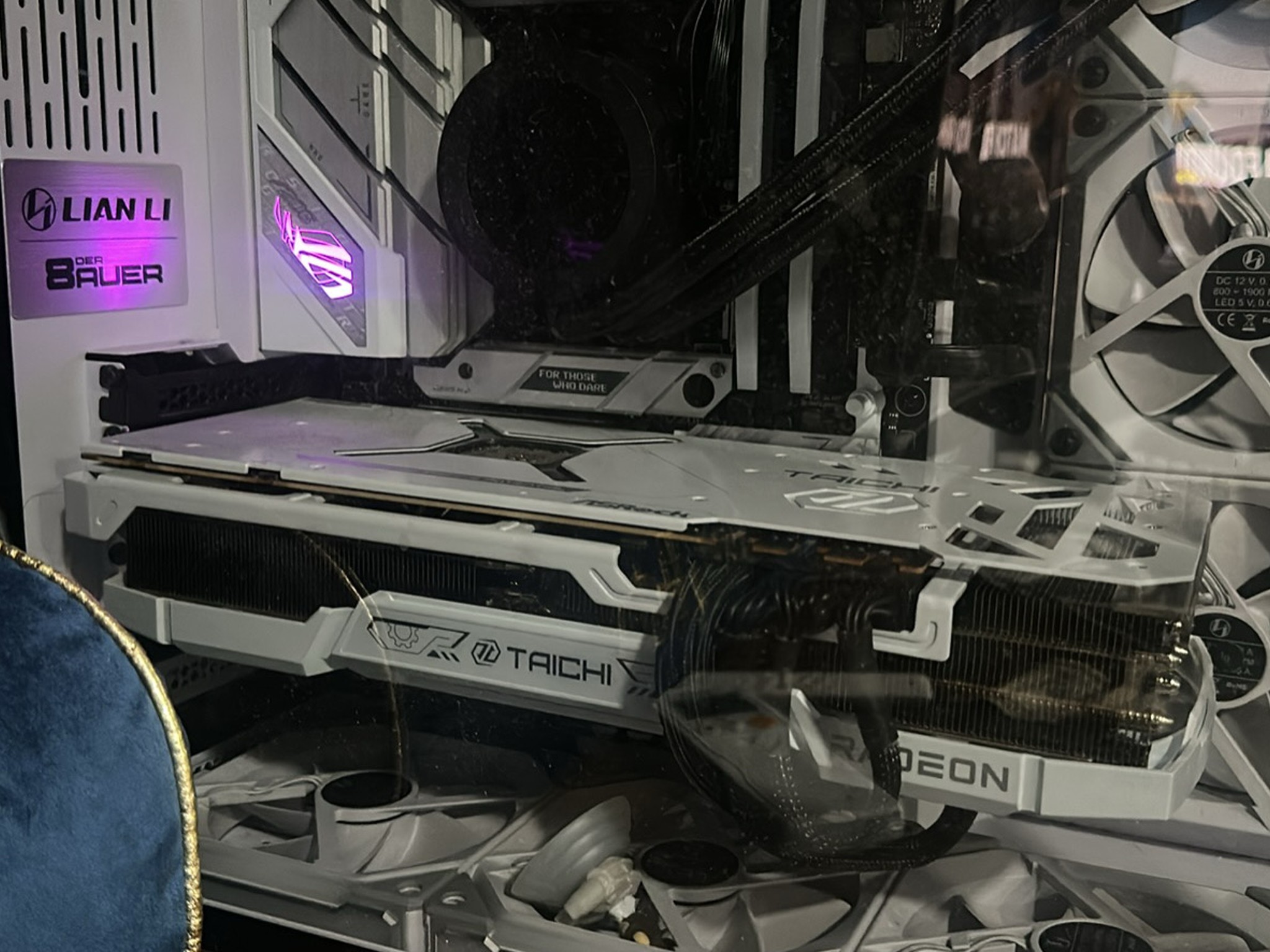 7900XTX TAICHI WHITE