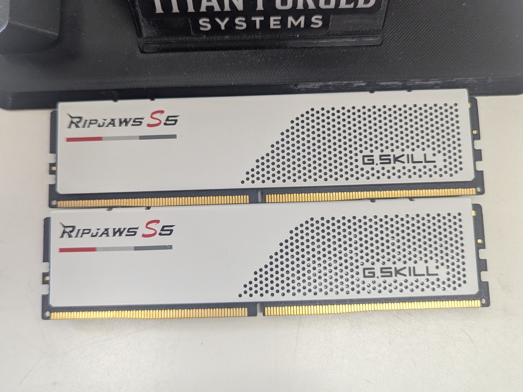 🧠 32GB 5600MHz WHITE Ripjaws S5 | G.Skill DDR5 Kit