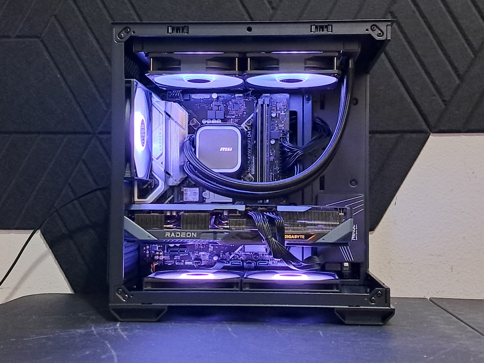 ⛈️1440p Gaming Beast⛈️PCIe 5.0 | RX 9070 GRE | 6-core Intel | WiFi!