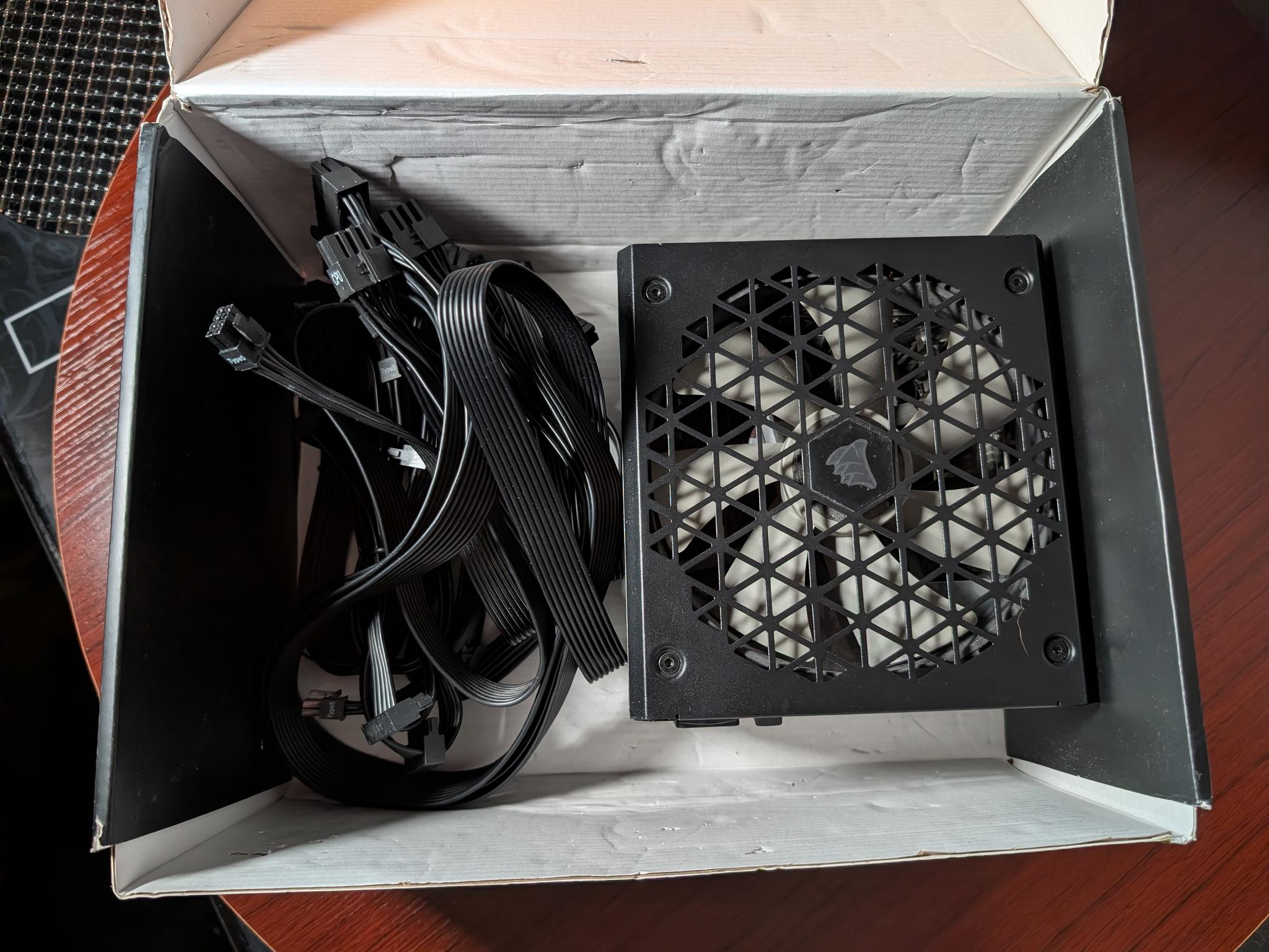 CORSAIR RM850x SHIFT Power Supply