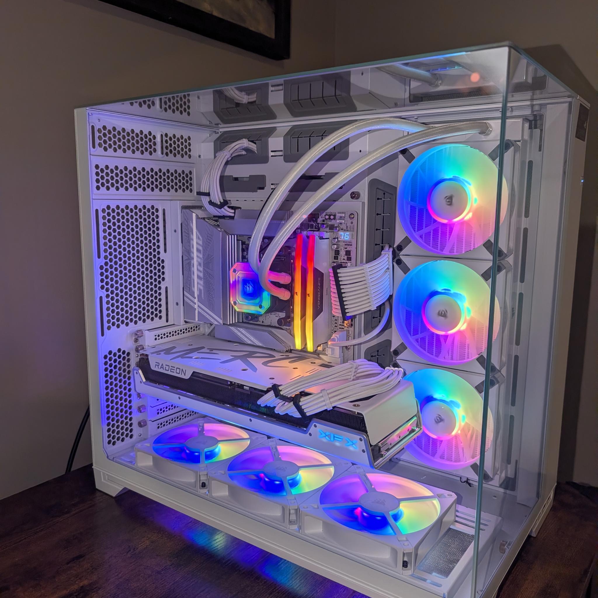 CPU | Ryzen 7800X3D ~ GPU | RX 7900XT (All White Build)