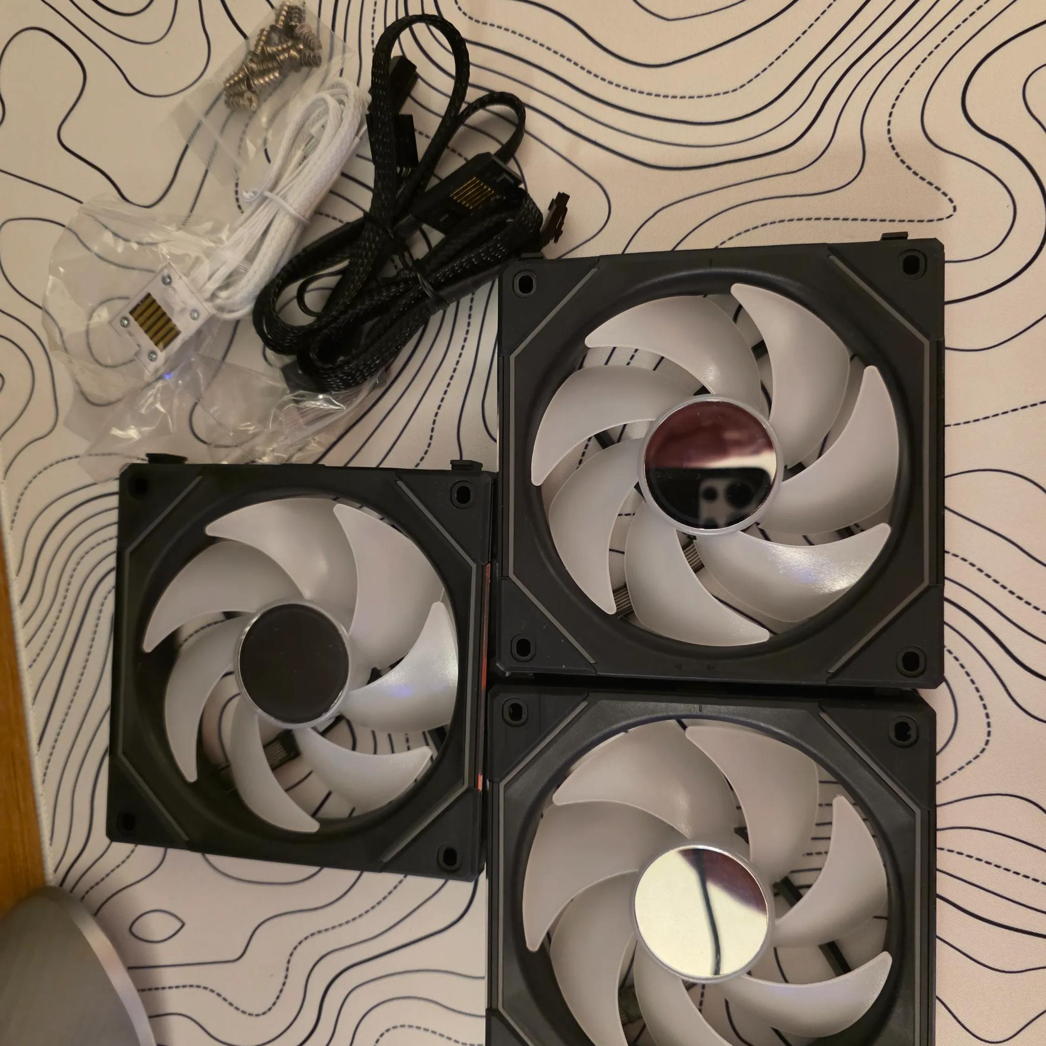 Lian Li UNI Fan SL Infinity Fluid Dynamic Bearing 120mm Case Fan - 3 Pack Black NO CONTROLLER