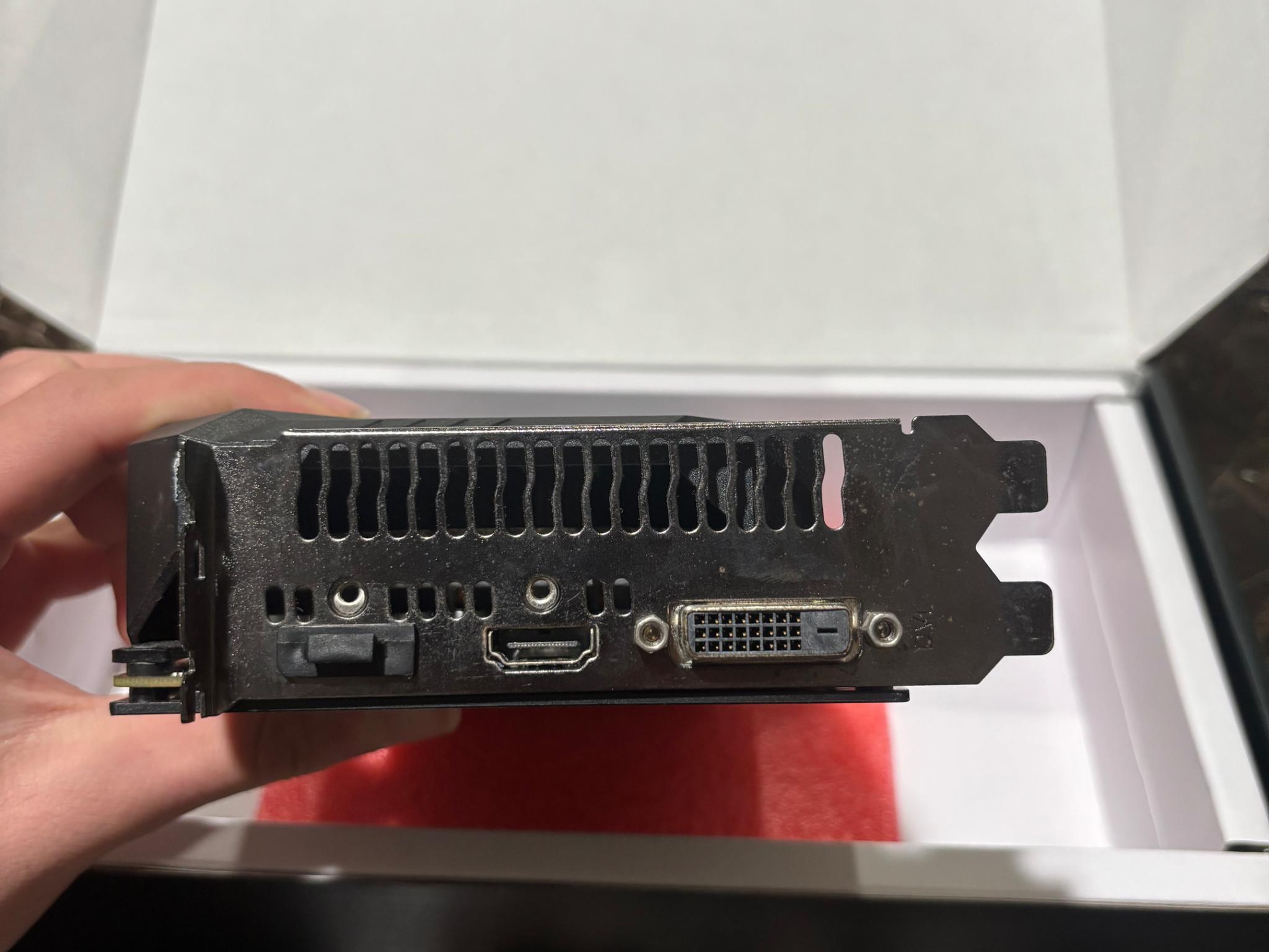 ASUS GTX 1660 SUPER 6GB