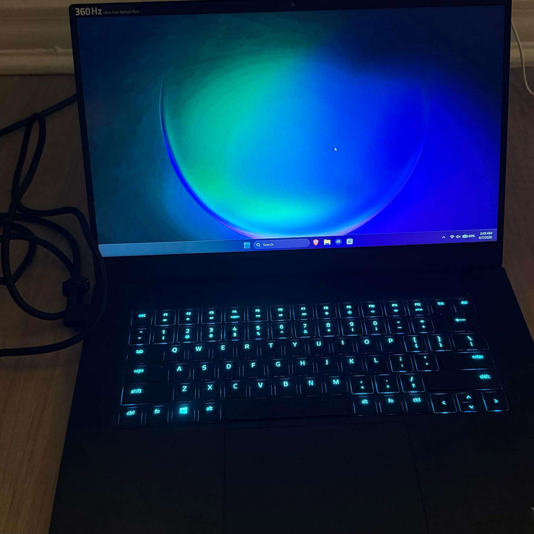 Razer Blade 15 Advanced RZ09-0367CEC3 | i7 10875H | 32GB DDR4 | RTX 3080 | 360Hz | + Cooling Pad