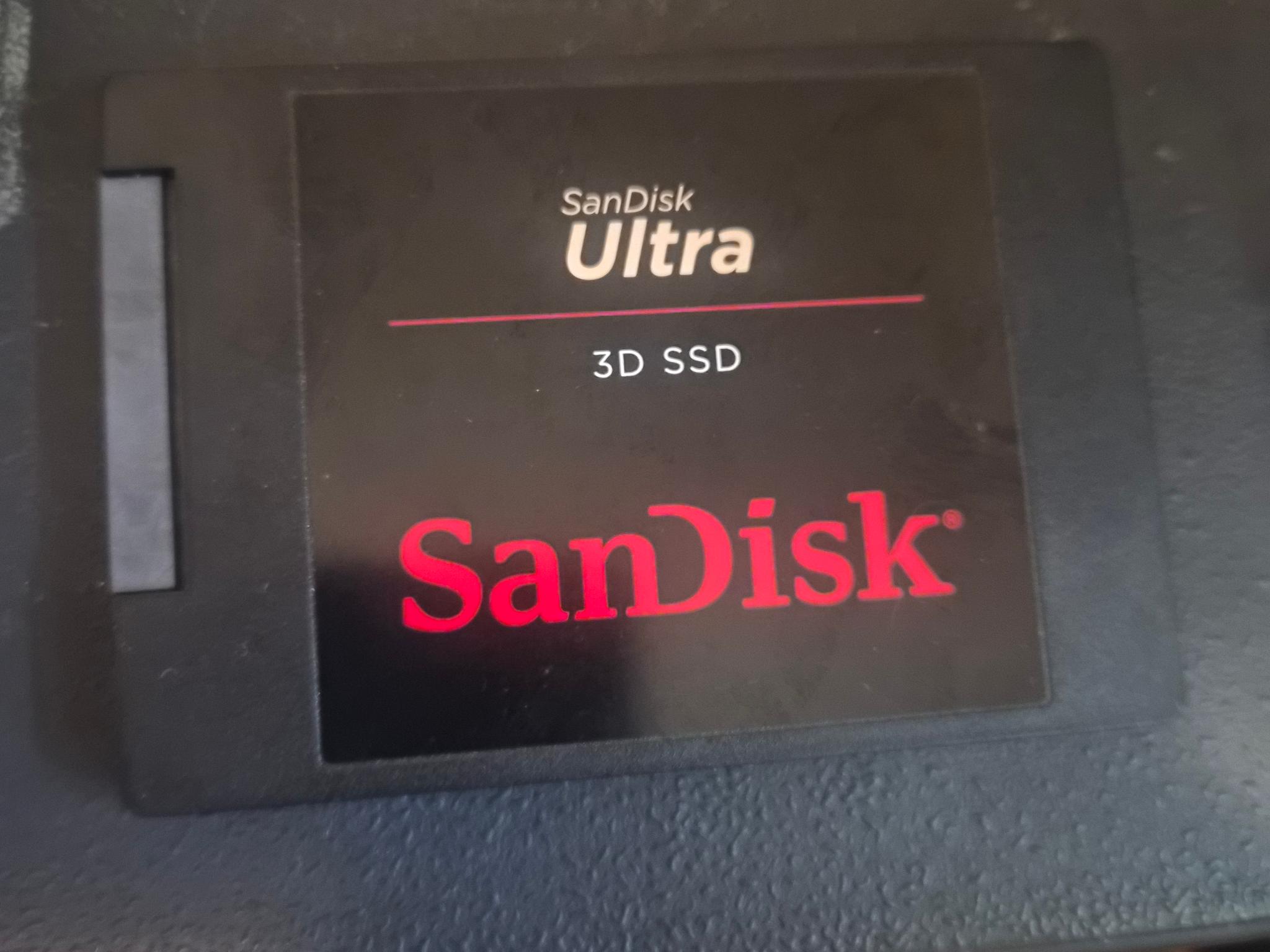 SanDisk 512GB SSD
