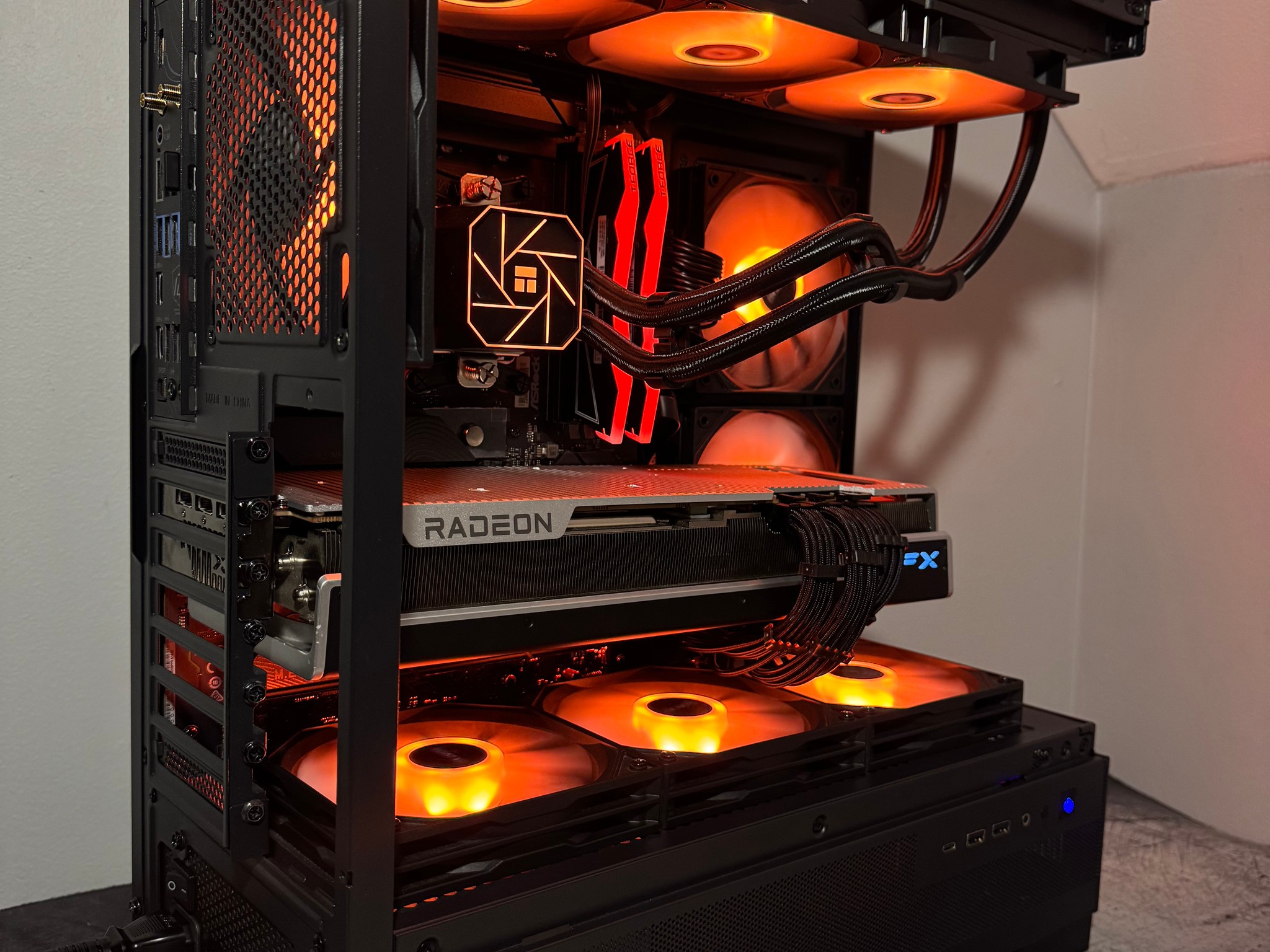 7900XTX | Ryzen 7 7800X3d | 32GB DDR5 6000MT/S | 2TB Storage | Free Shipping