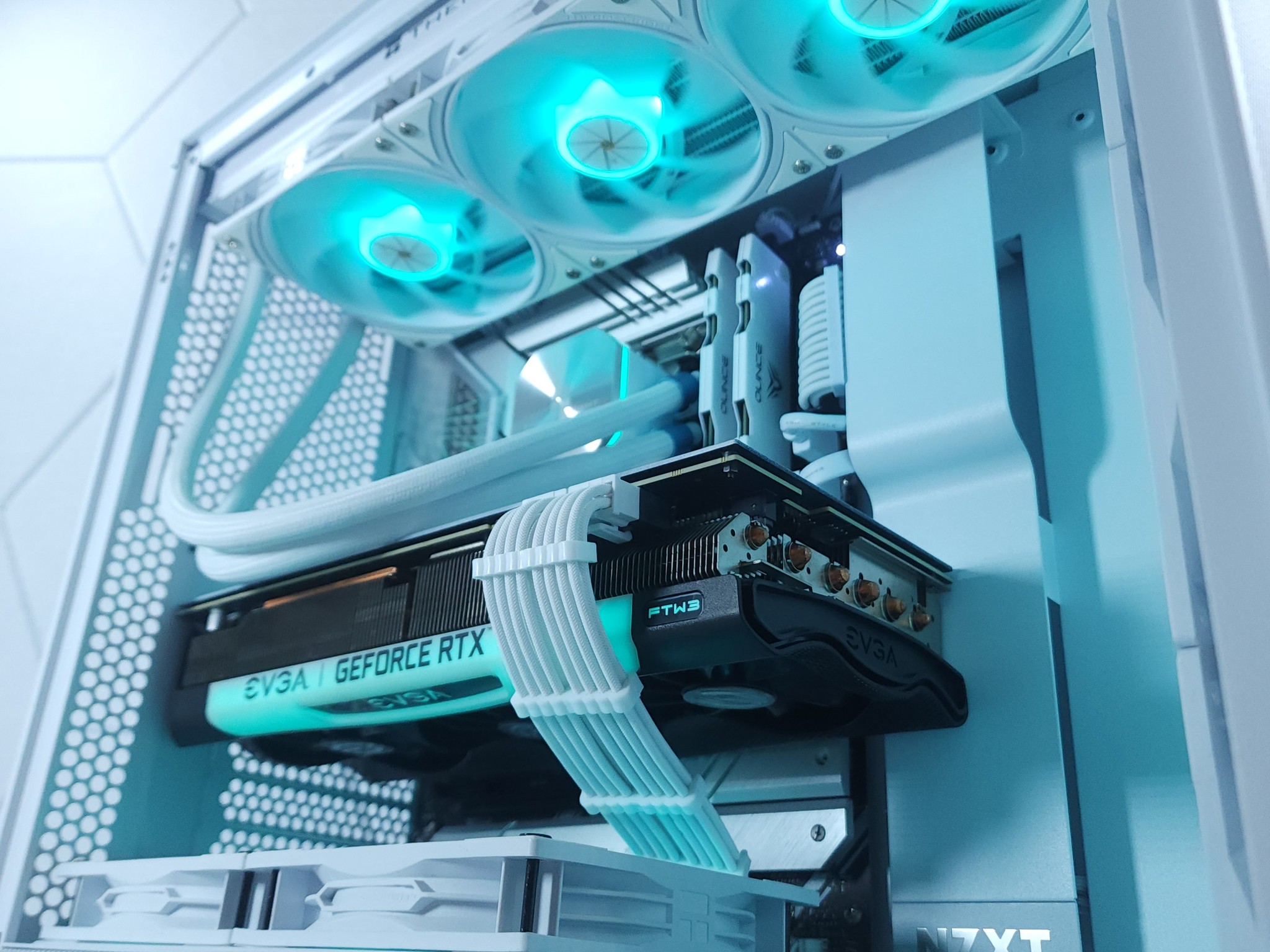 💙 RTX 3070 | Core i5 12600KF | 1080p/1440p Gaming Computer