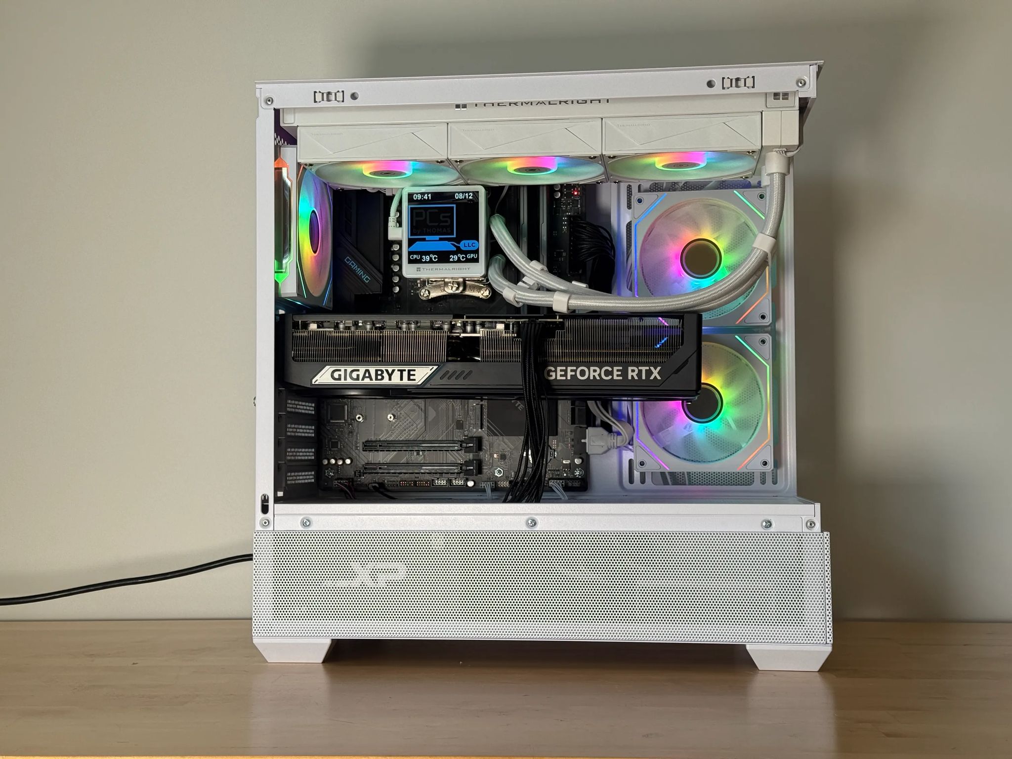 RTX 5090 Ryzen 7 9800x3d Gaming PC 4TB SSD 96GB DDR4