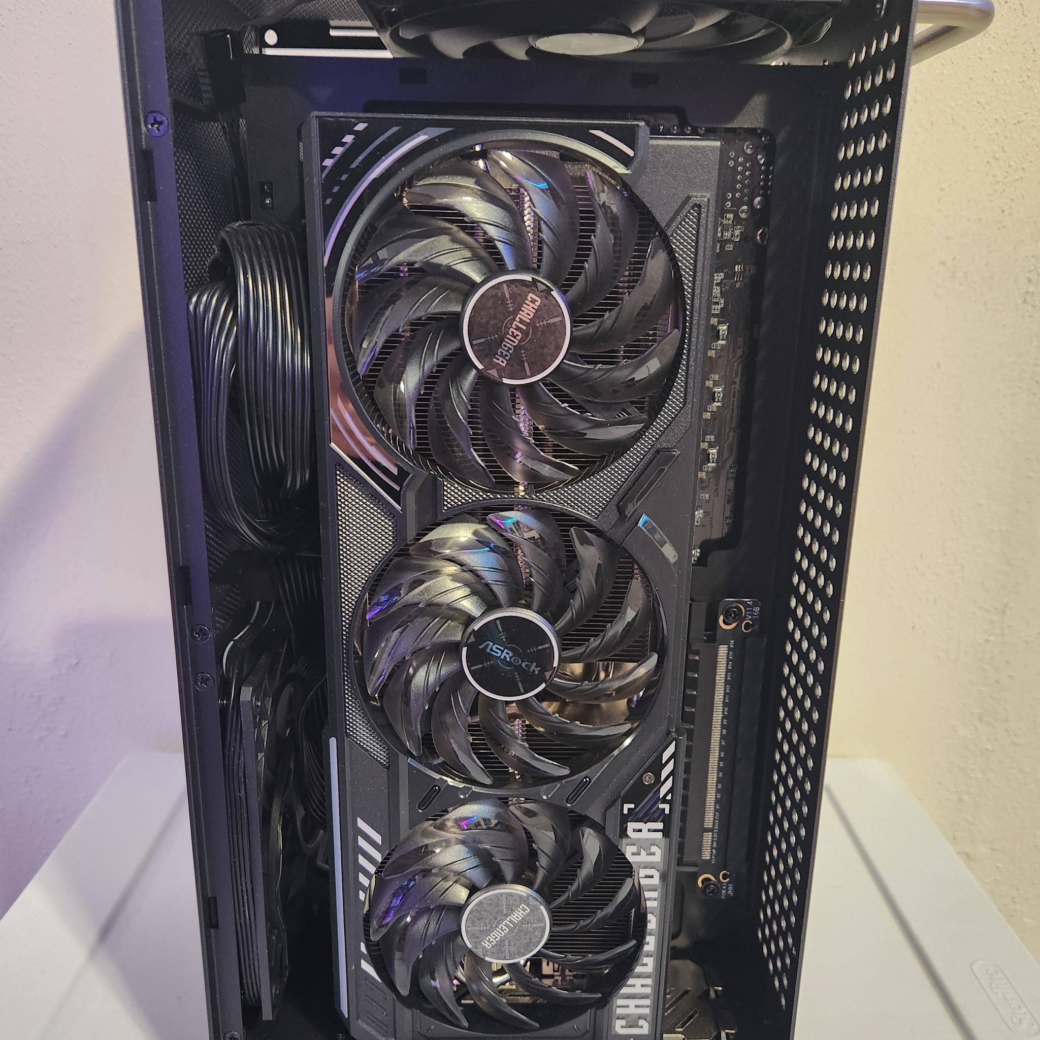 SFF Gaming PC – Ryzen 9 7945HX3D + Radeon RX 9070 + 48GB DDR5 + 2TB SSD