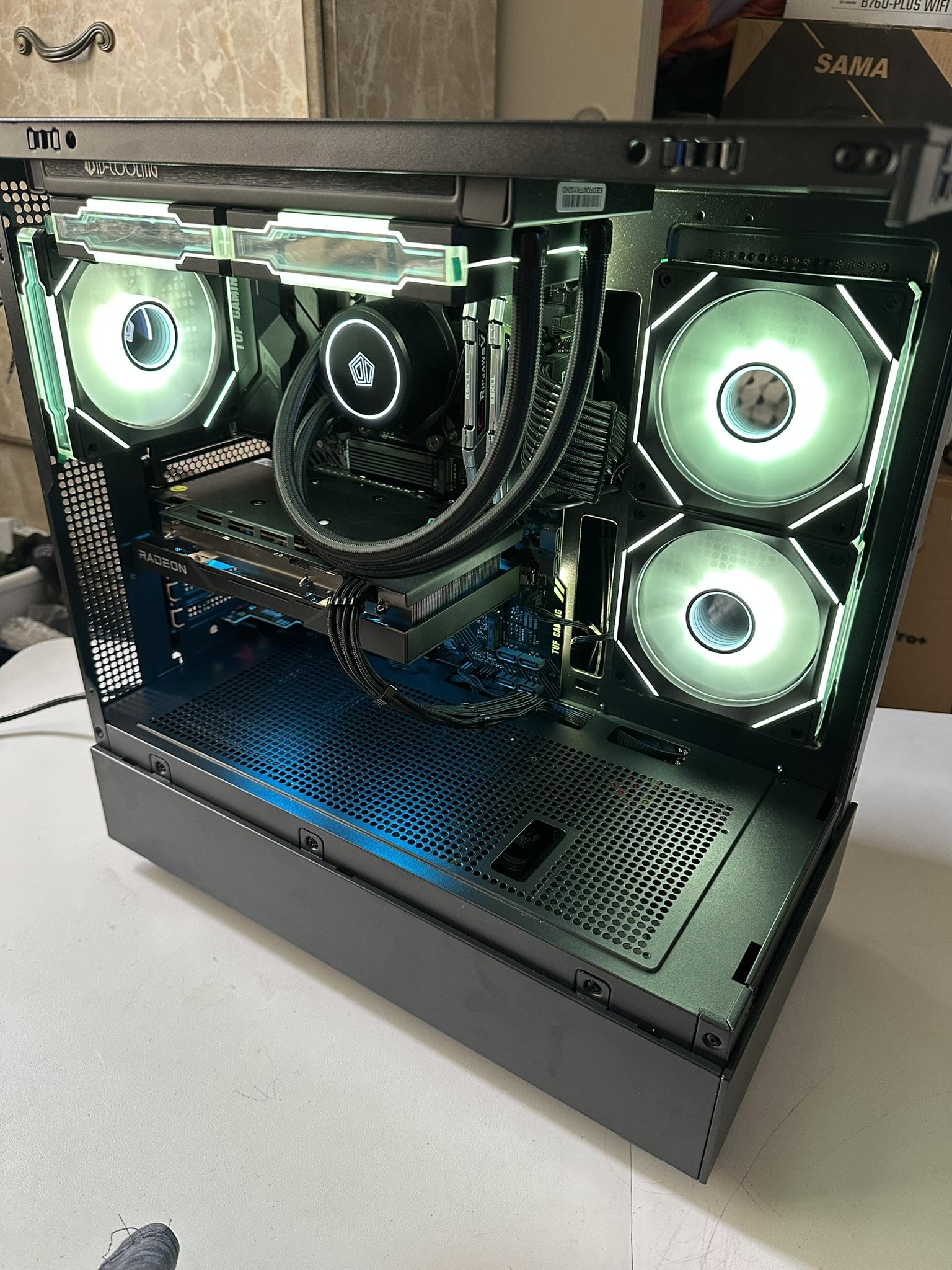 Gaming PC - Ryzen 7 2700X / RX 6600 XT / 512GB NVME / 16GB RAM