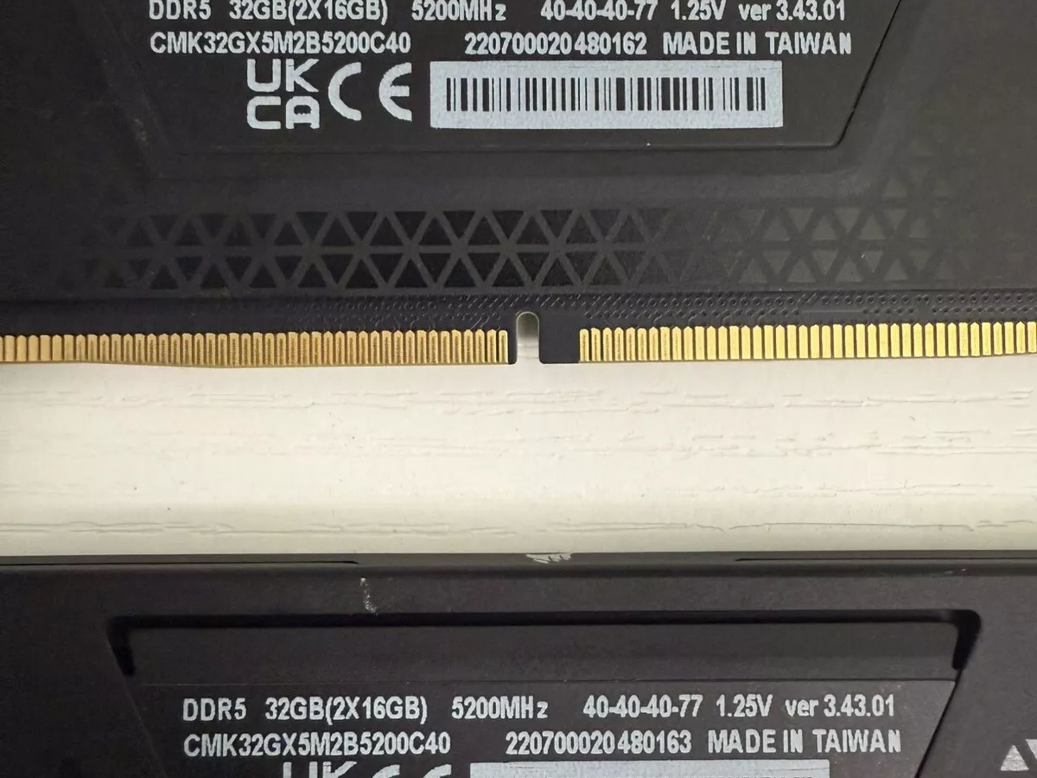 Corsair VENGEANCE 32GB (2x16GB) DDR5-5200 CL40 40-40-40-77 Intel XMP / AMD Expo