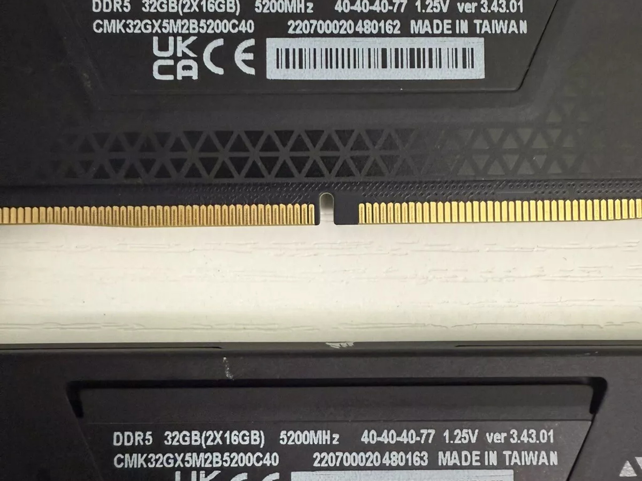 Corsair VENGEANCE 32GB (2x16GB) DDR5-5200 CL40 40-40-40-77 Intel XMP / AMD Expo