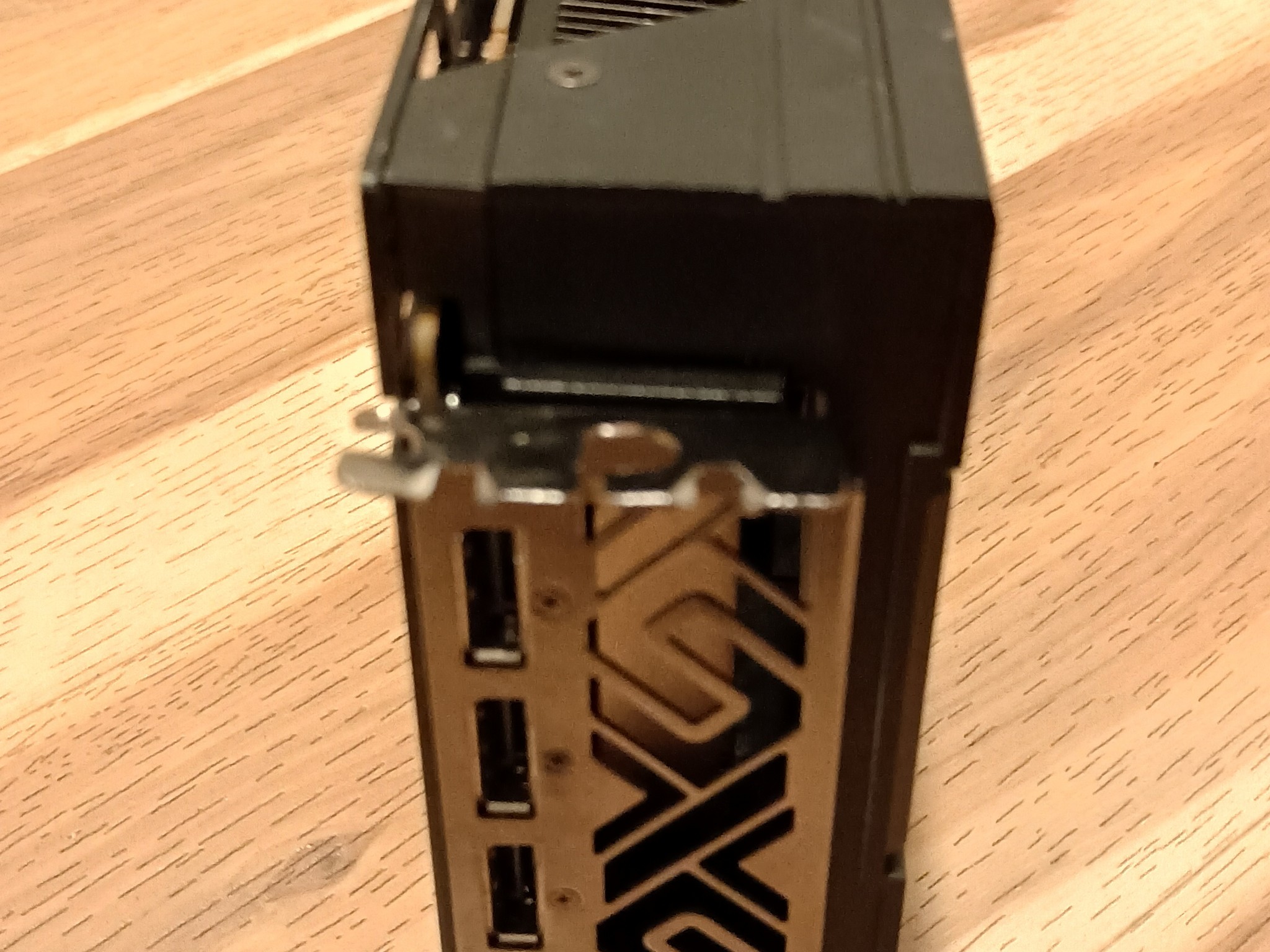Sapphire PULSE Radeon RX VEGA 56 8GB