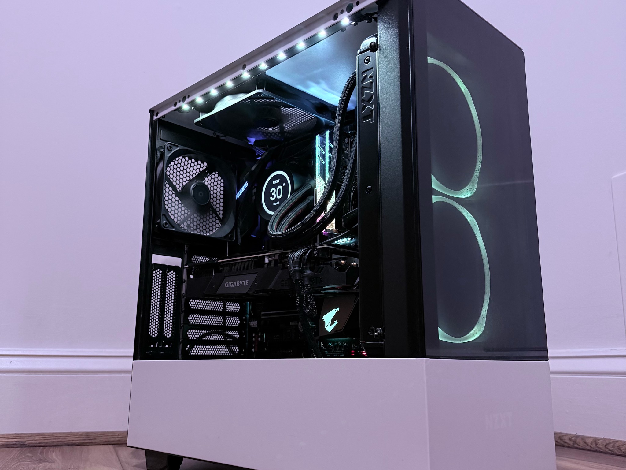 ⚫️"Stealth Core "⚪️| 1440p Gaming | RTX 2080 Super 8GB | i9 9900K | 16B Ram | 1TB NVMe Storage