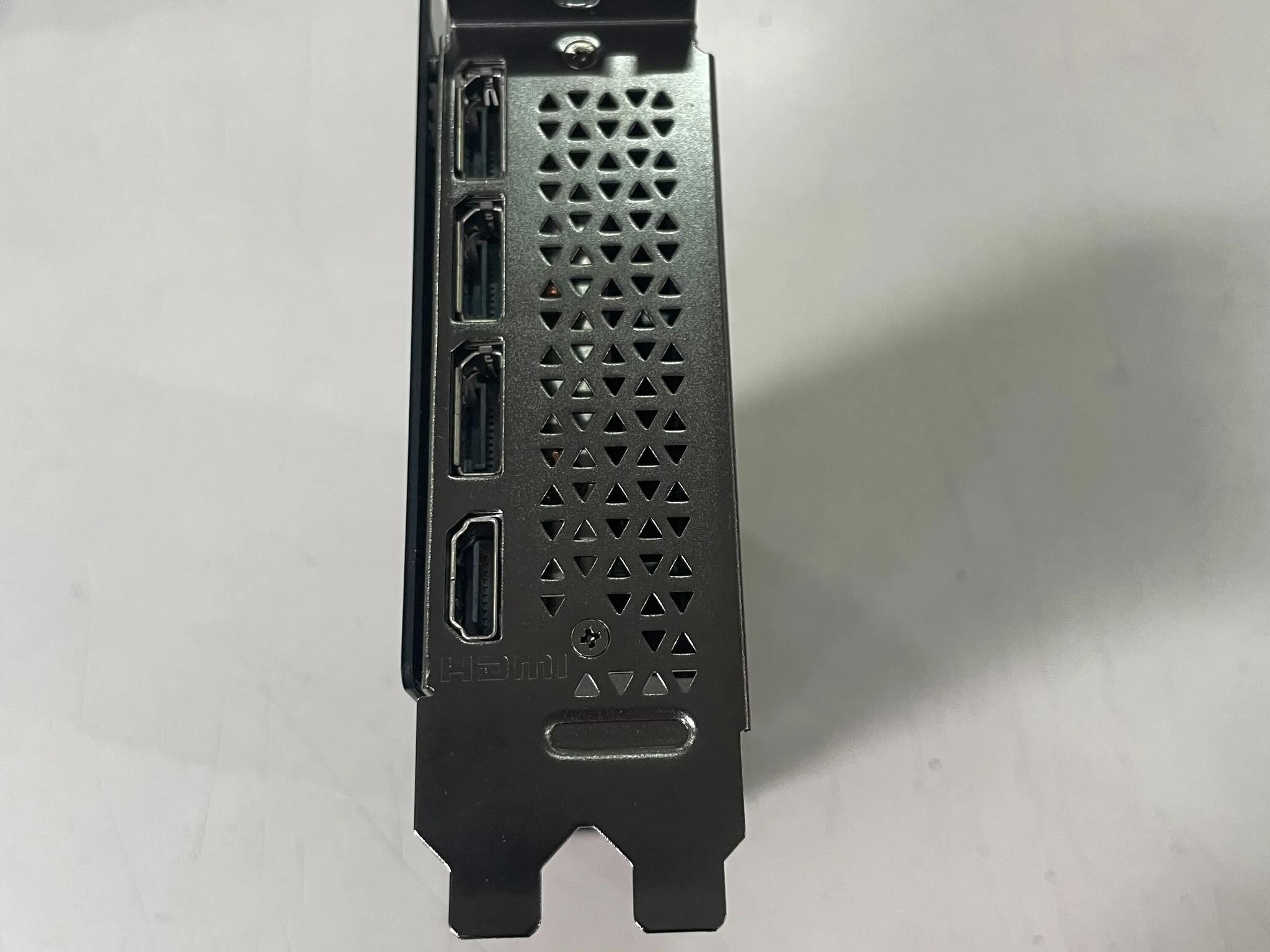 PNY RTX 4070 12GB - Y423003090