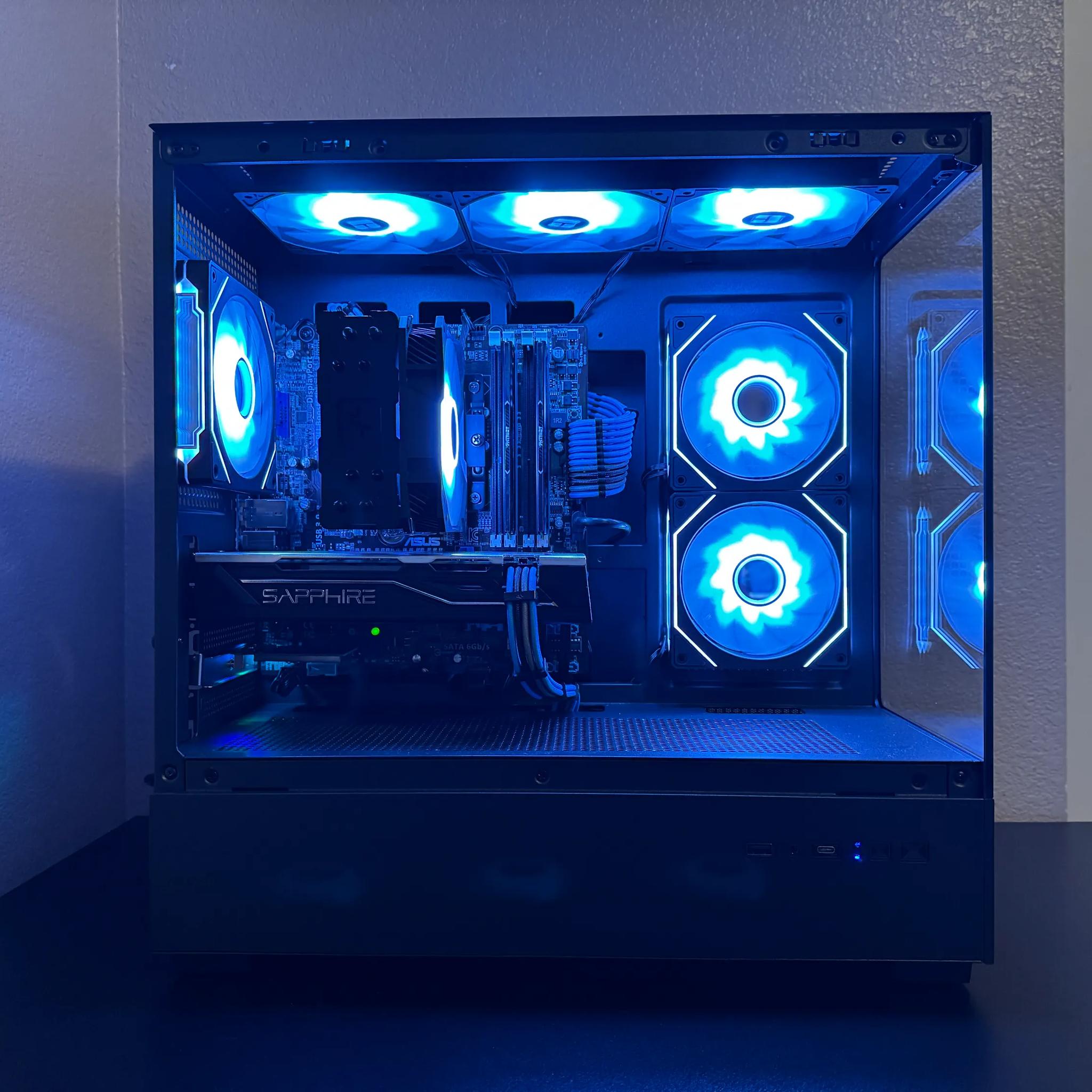 Intel i7 | RX 580 8GB | 500GB SSD | 16GB RAM | WiFi & Bluetooth