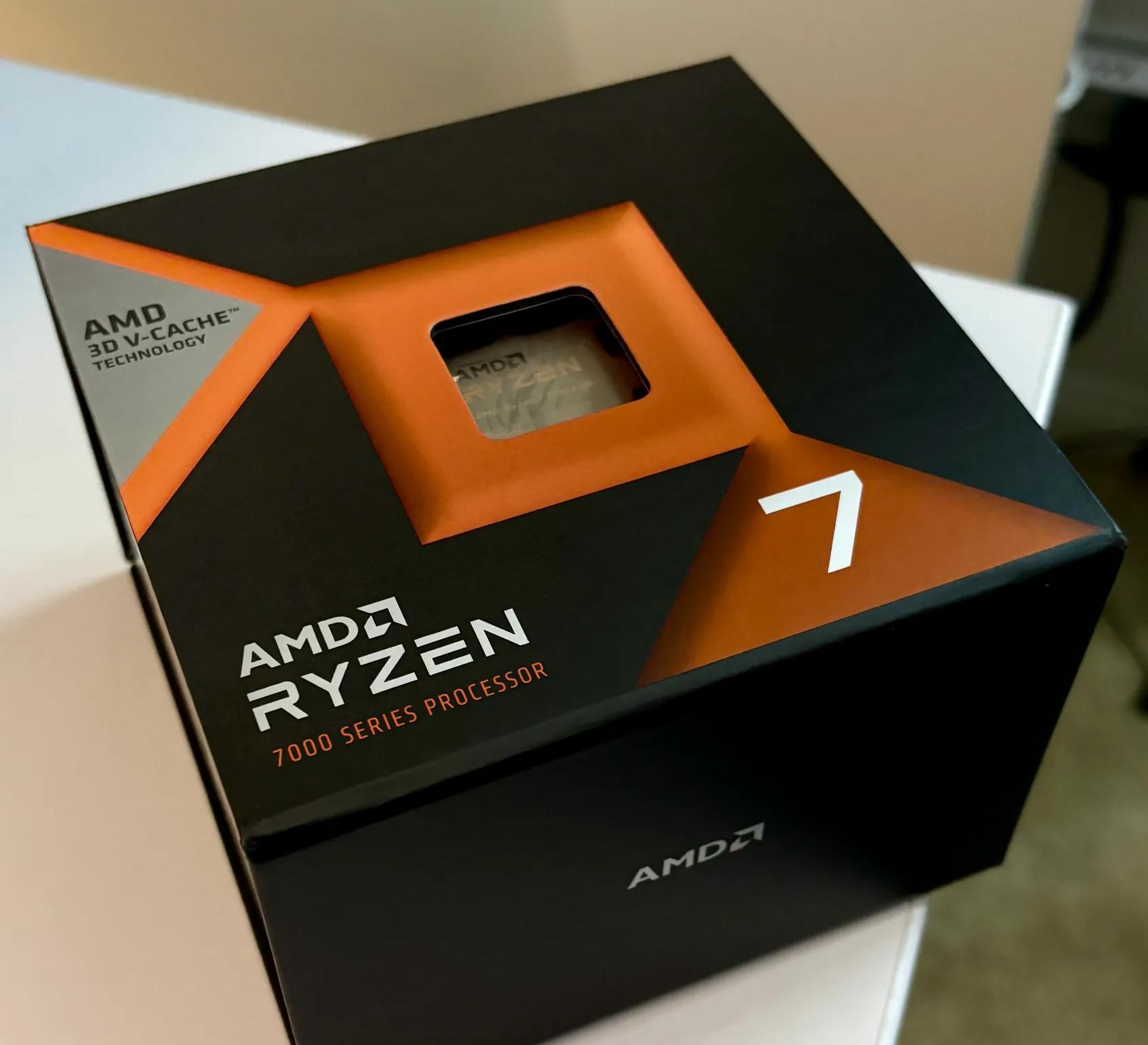 AMD Ryzen 7 7800X3D - lightly used and mounted once