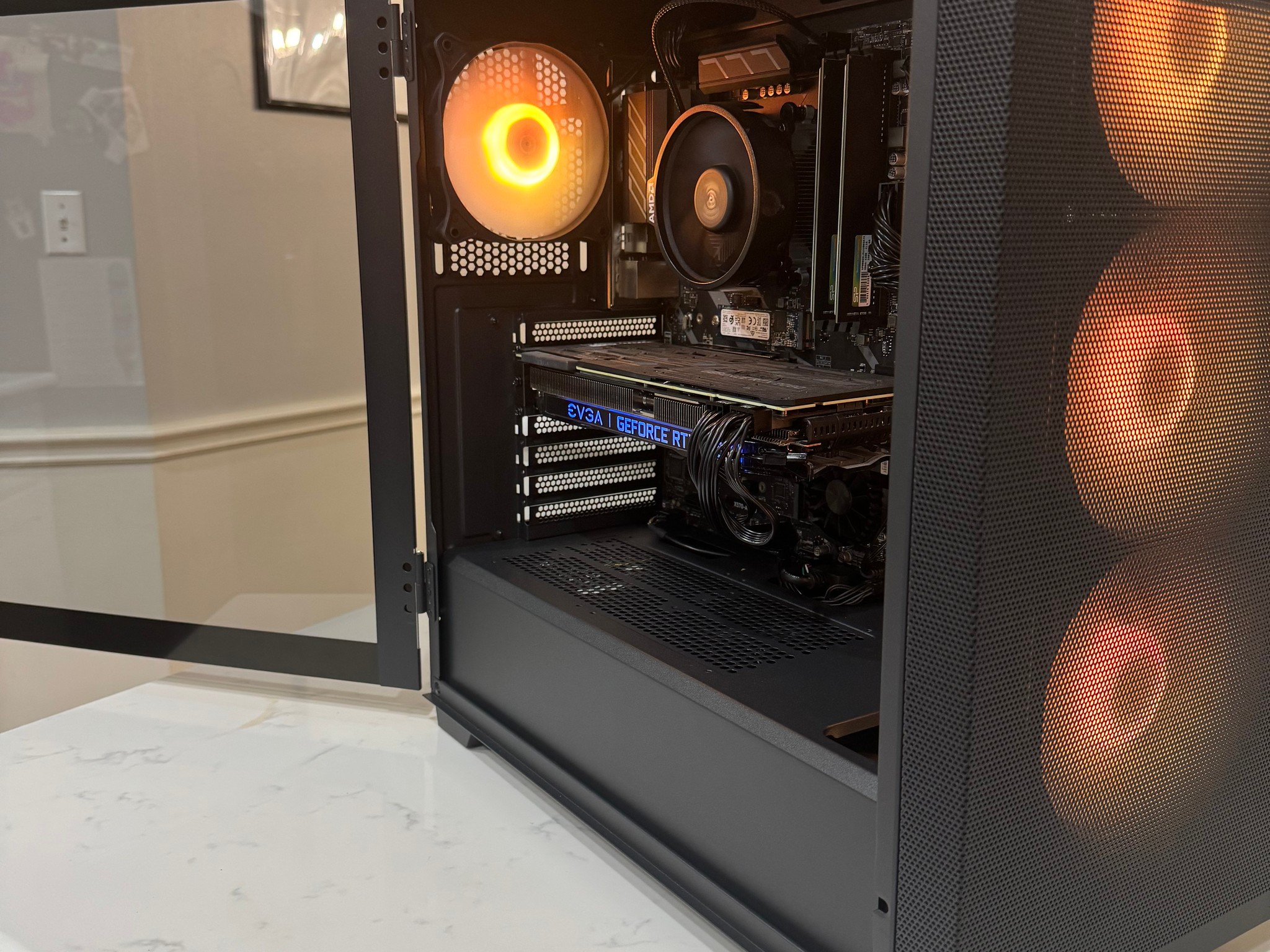Gaming PC / RTX 2080 8GB / 16GB RAM / NVMe / Ryzen 7