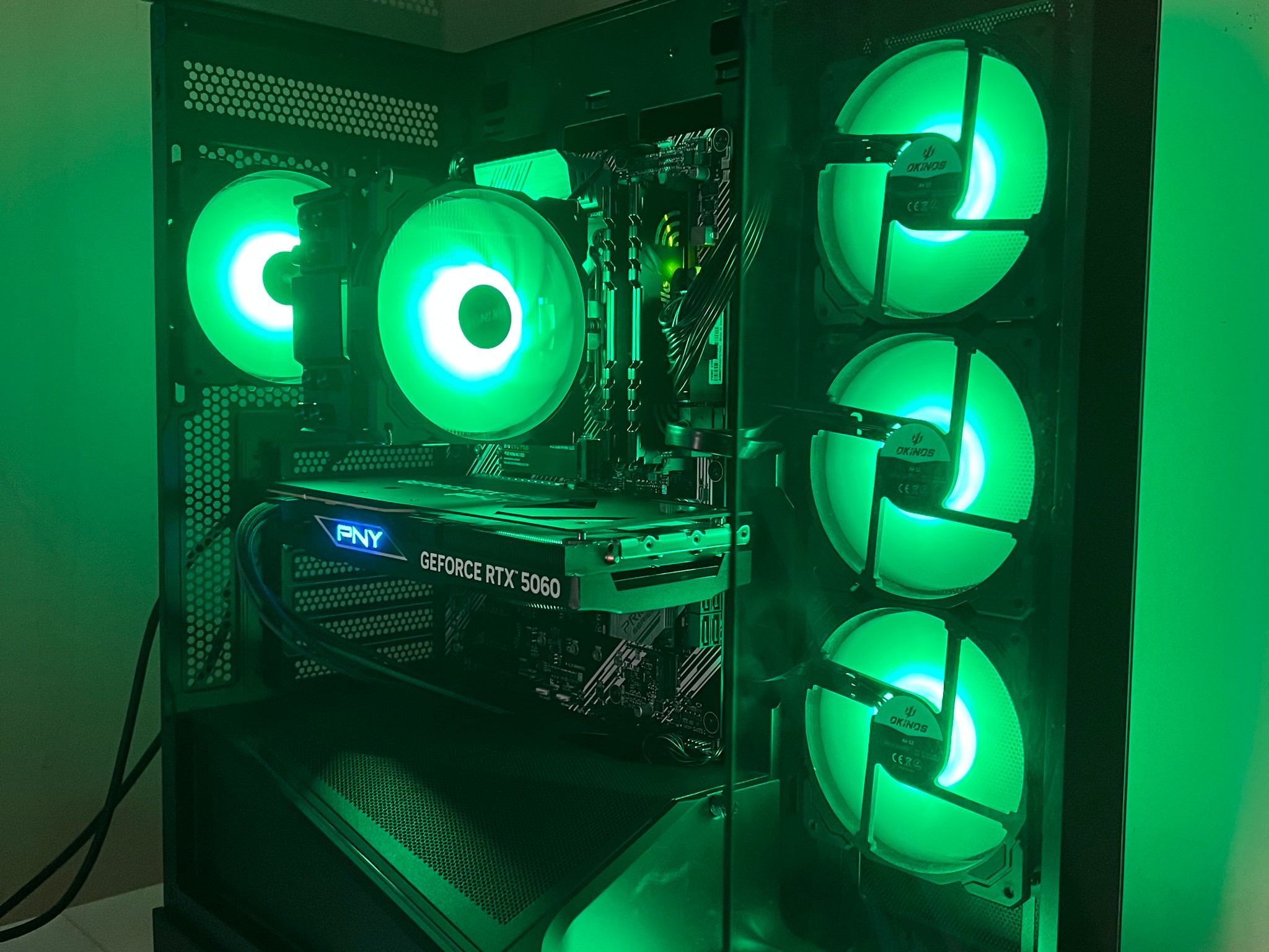 RTX 5060 and r7 5700x gaming pc