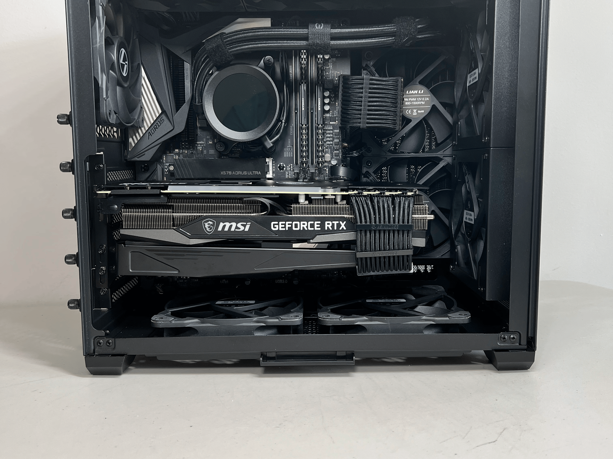 Stealthy - Ryzen 9 5900X | RTX 3090 Gaming PC