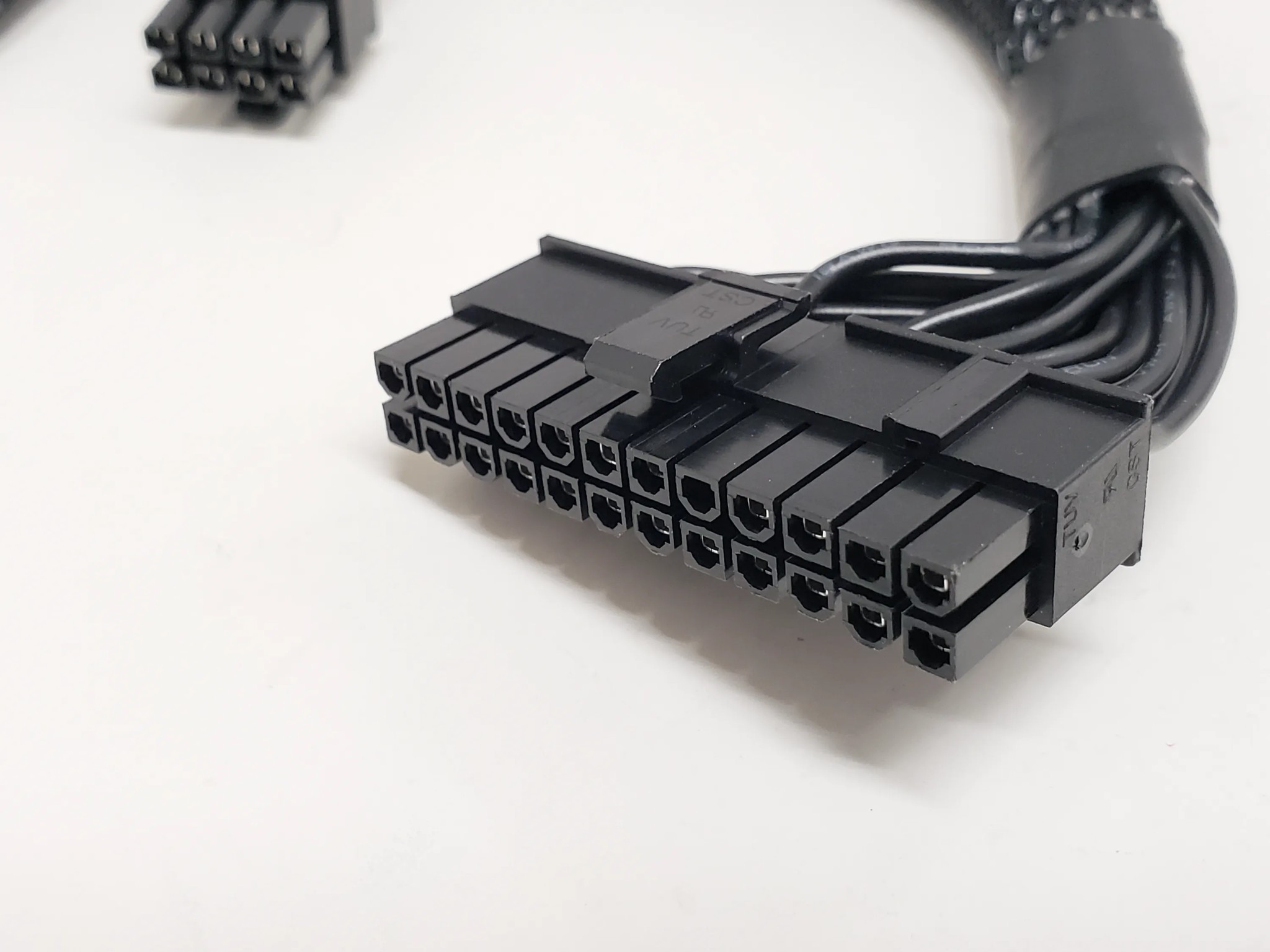Apevia 850W, 80+G, 600W 12VHPWR, Apevia Prestige Power ATX 3.0/PCIE5.0, ATX power supply